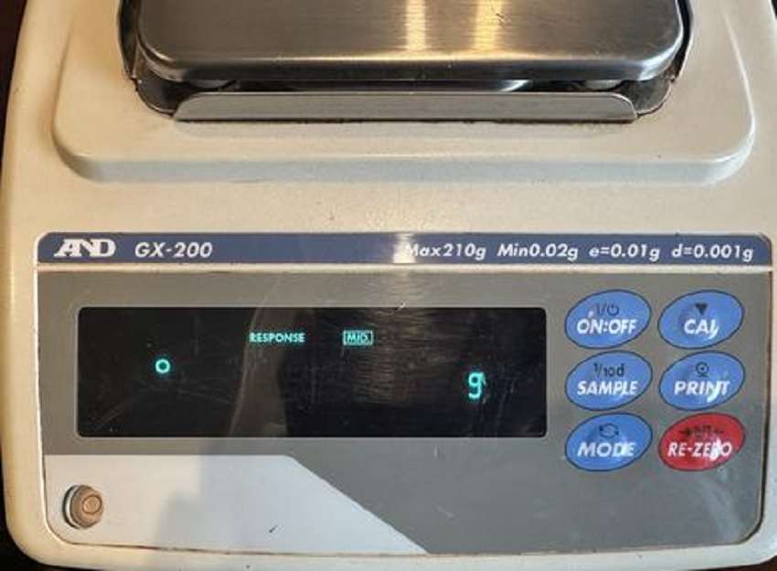 Cân 3 số lẻ chuẩn nội, MODEL GX-200