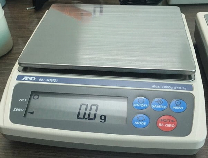 Cân kỹ thuật 1 số lẻ - A&D, EK-3000i