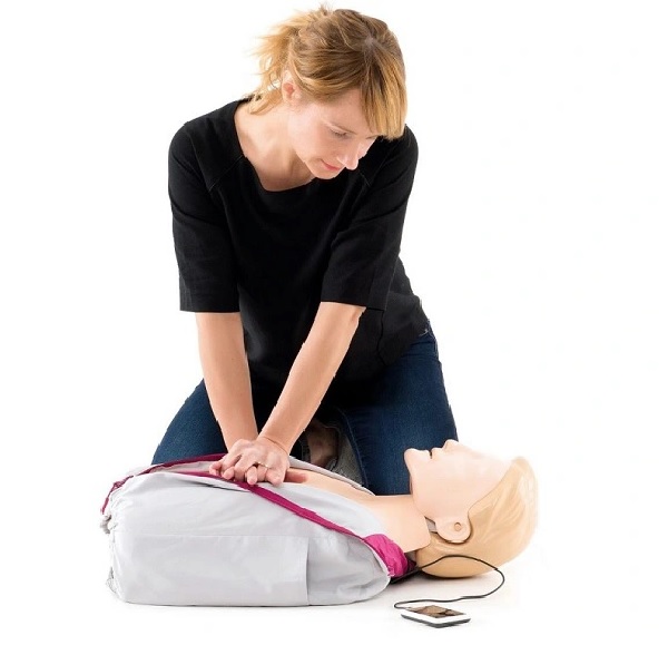 MÔ HÌNH THỰC HÀNH ÉP TIM NGƯỜI LỚN - 123-01050 - HÃNG LAERDAL