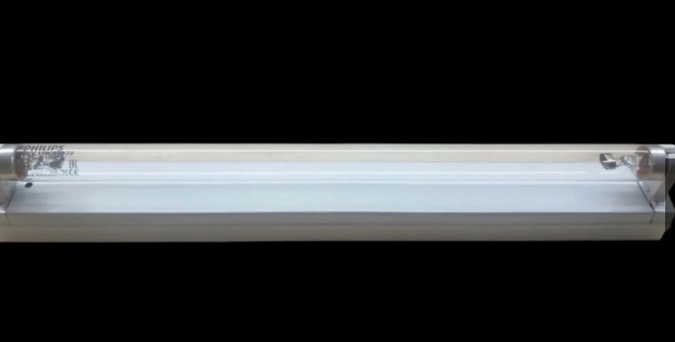 Bộ đèn UV diệt khuẩn 15W cho phòng LAB