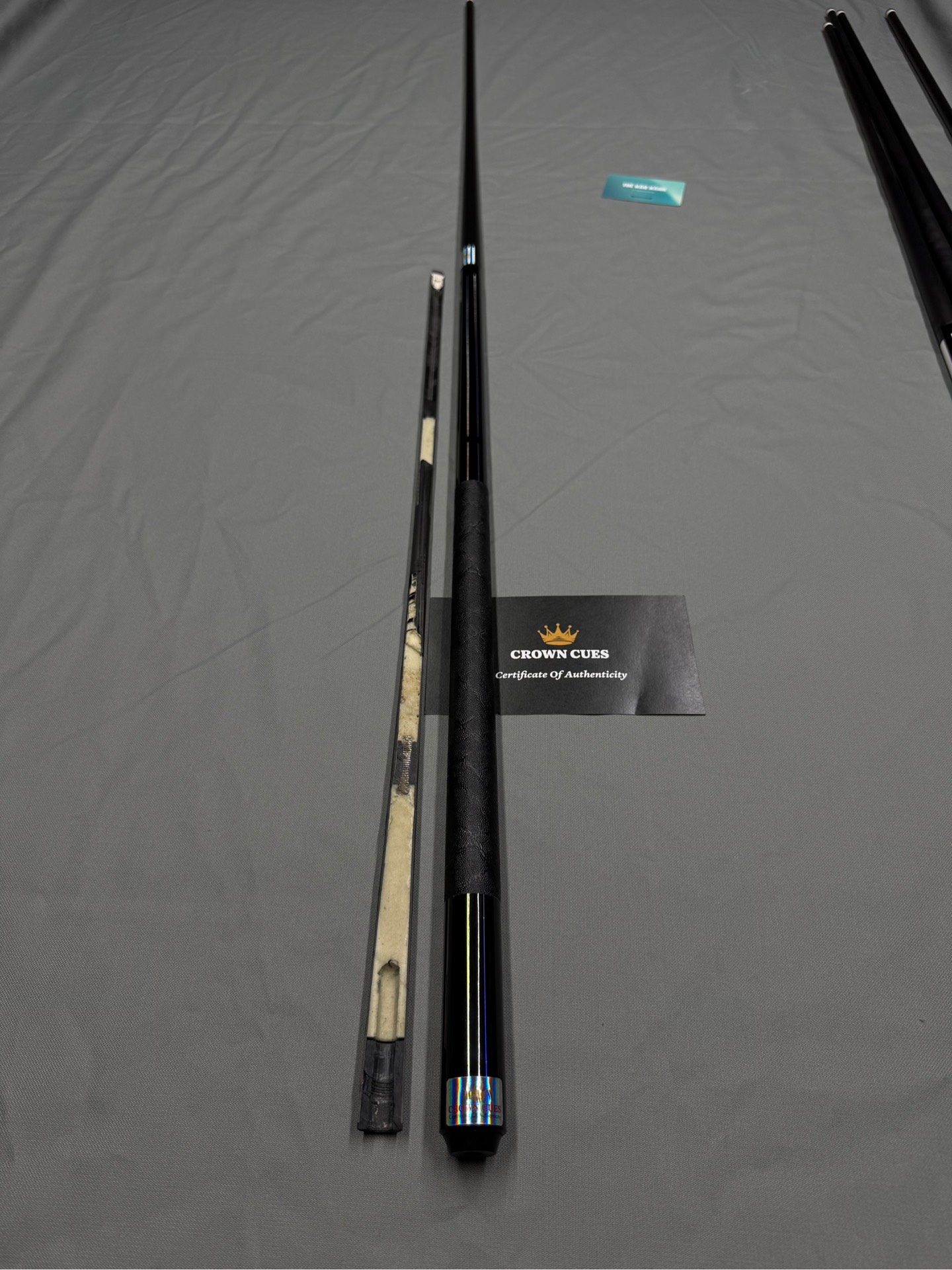 Crown cues max 8 plus AURA series