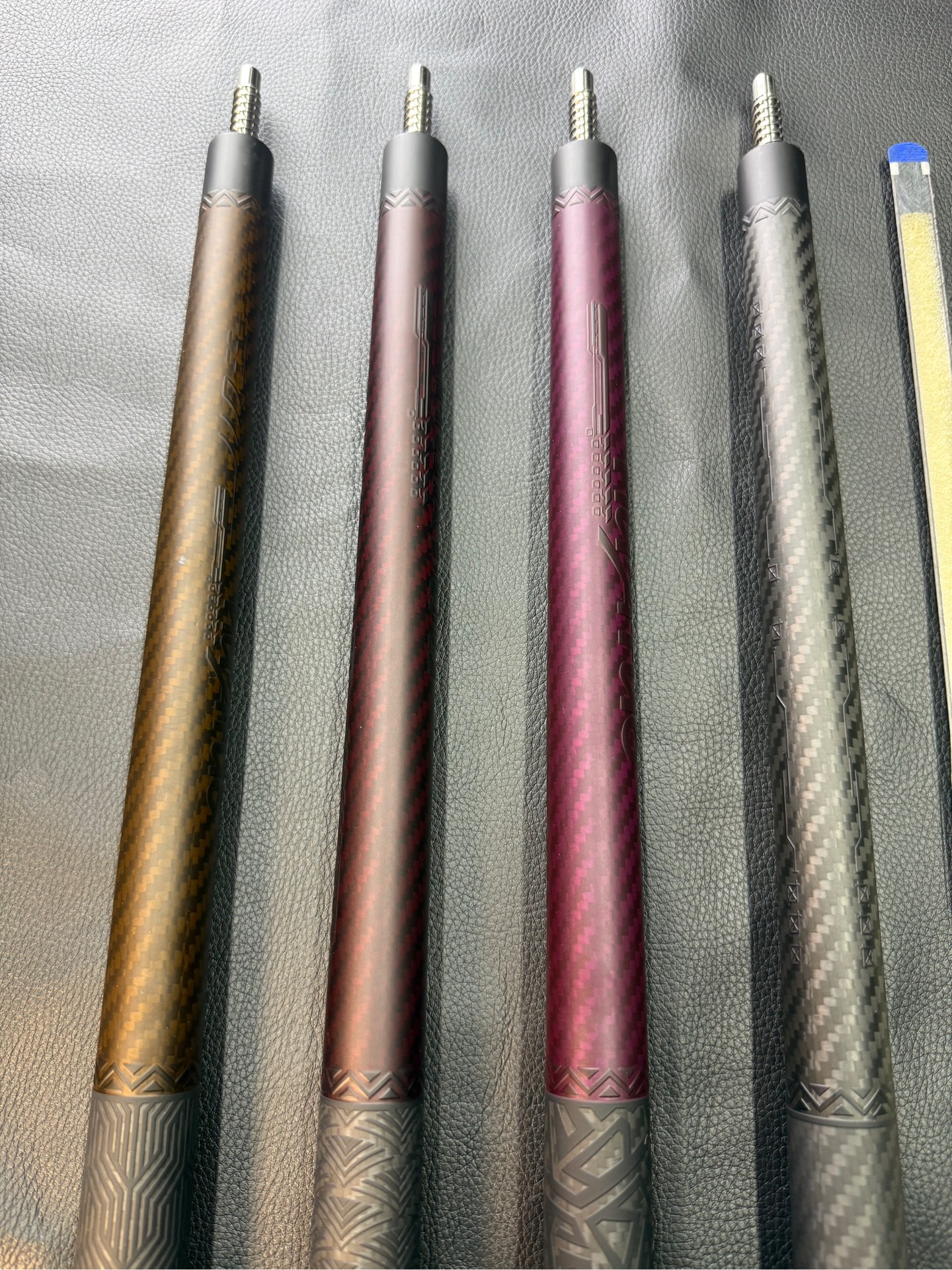 CROWN CUES MAX 8 series 1 2026
