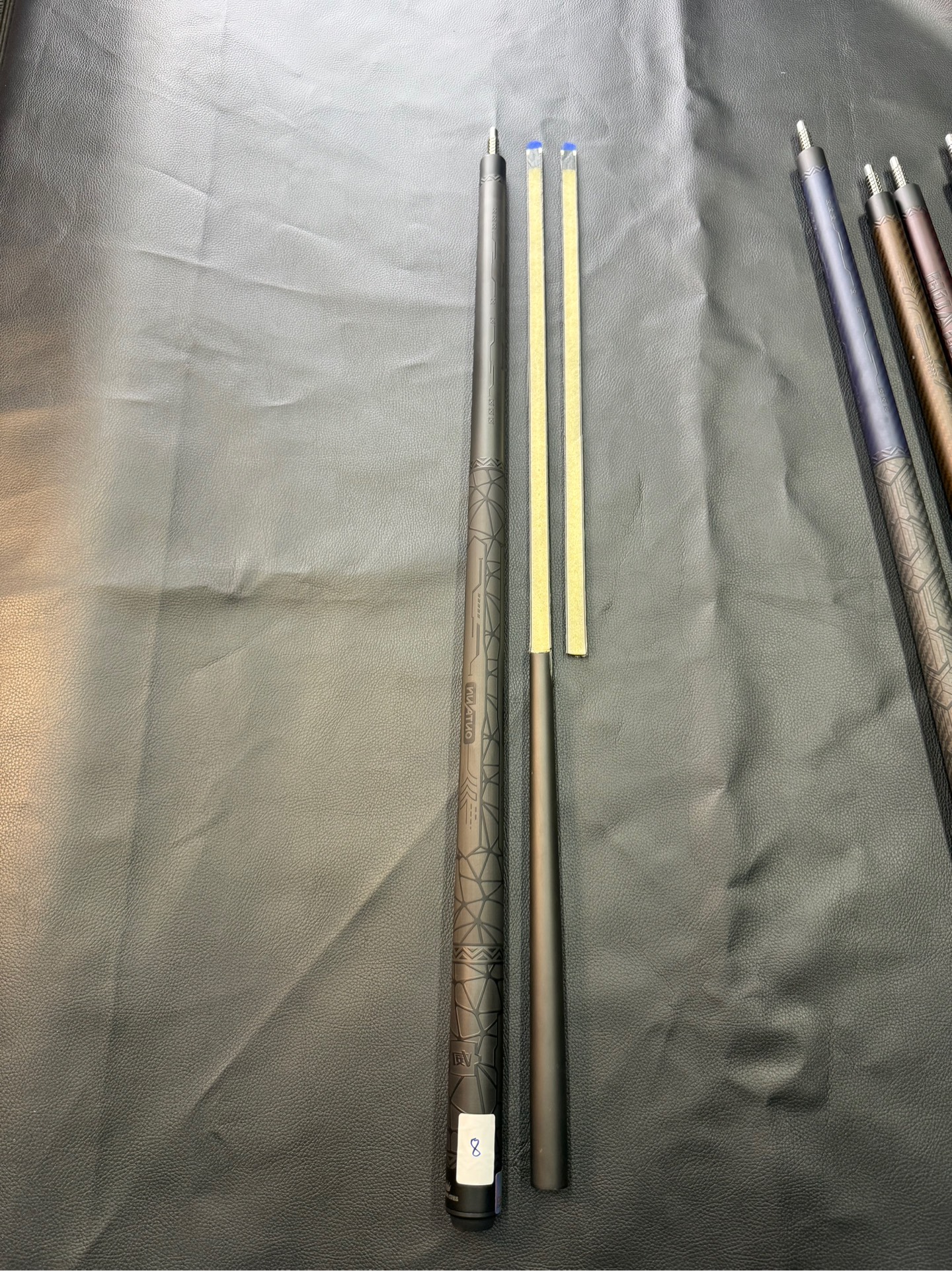 CROWN CUES MAX 8 series 1 2026