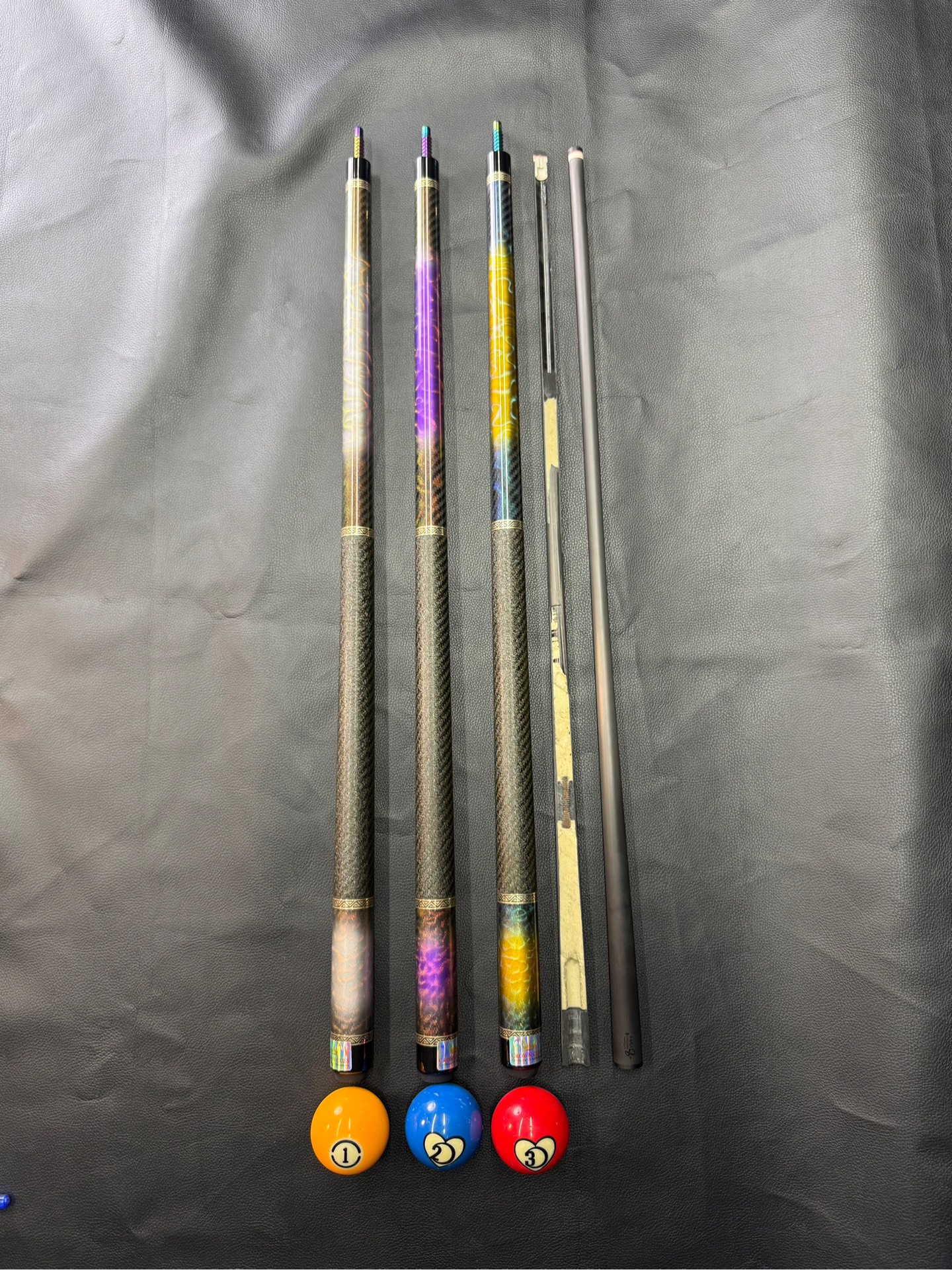 CROWN CUES MAX 8 plus 2026