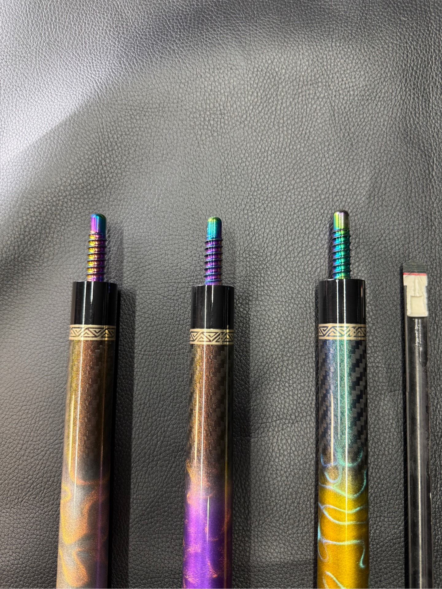 CROWN CUES MAX 8 plus 2026