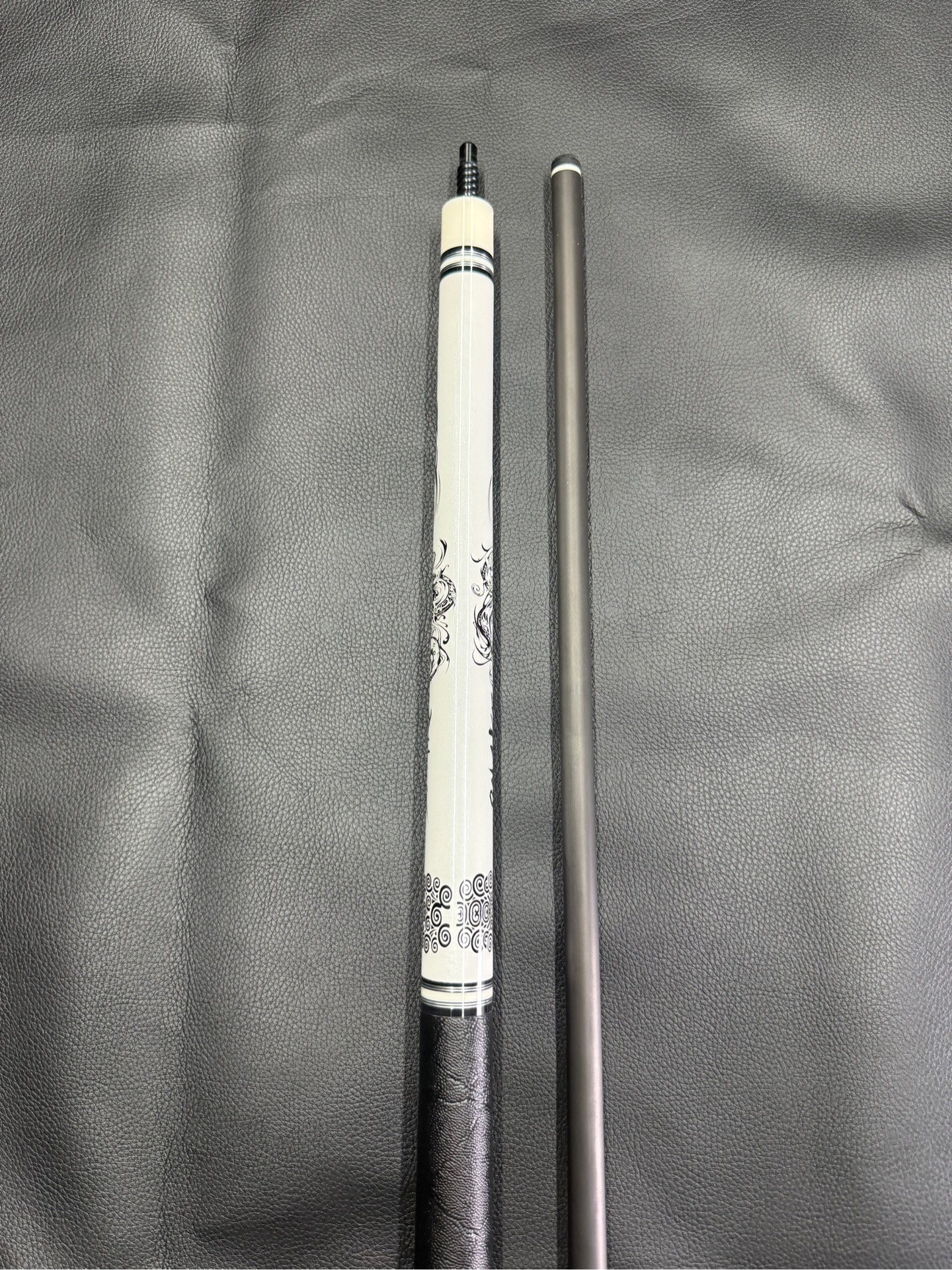 Crown Cues Royal Beasts Series -