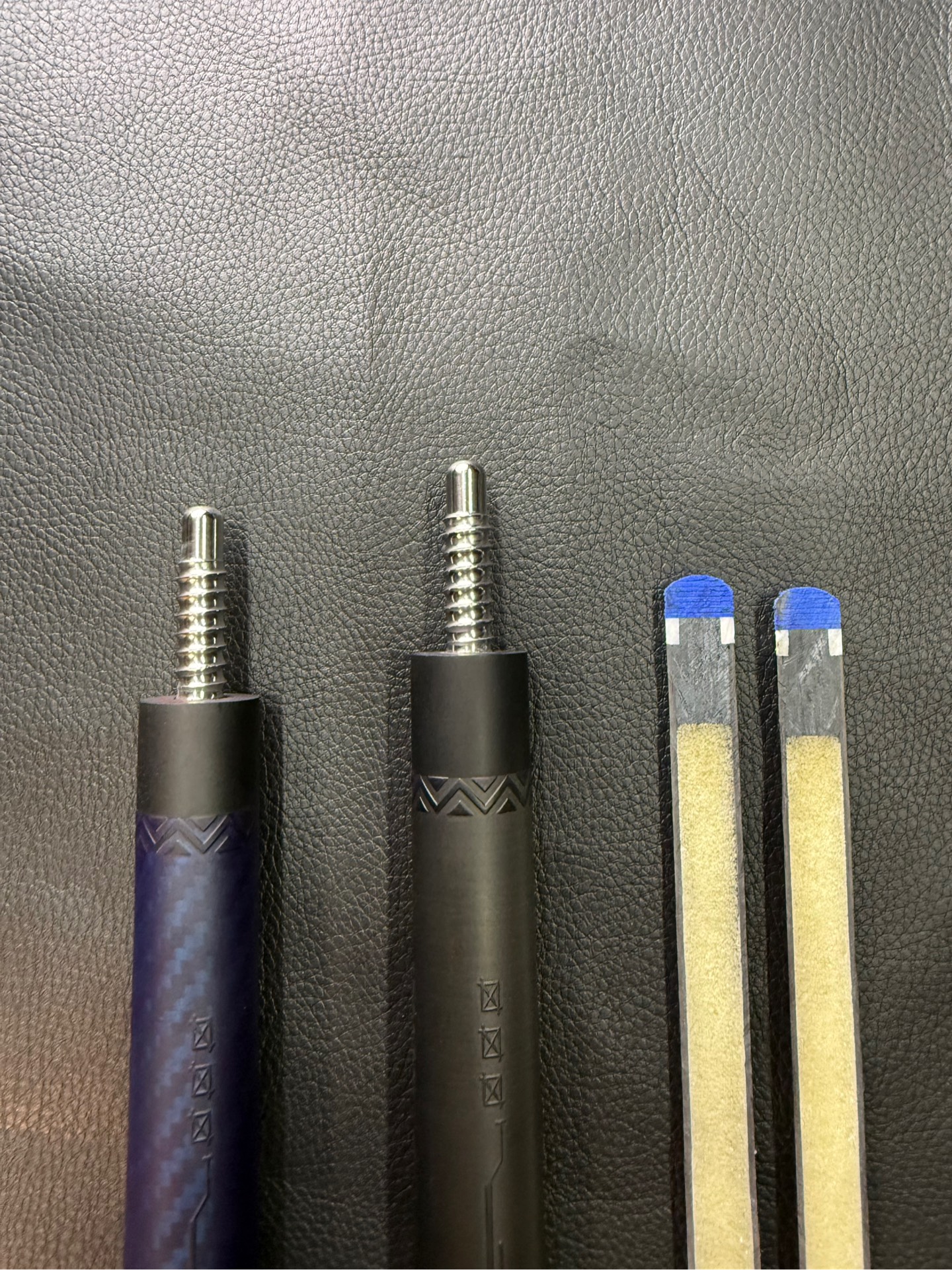 CROWN CUES MAX 8 series 1 2026