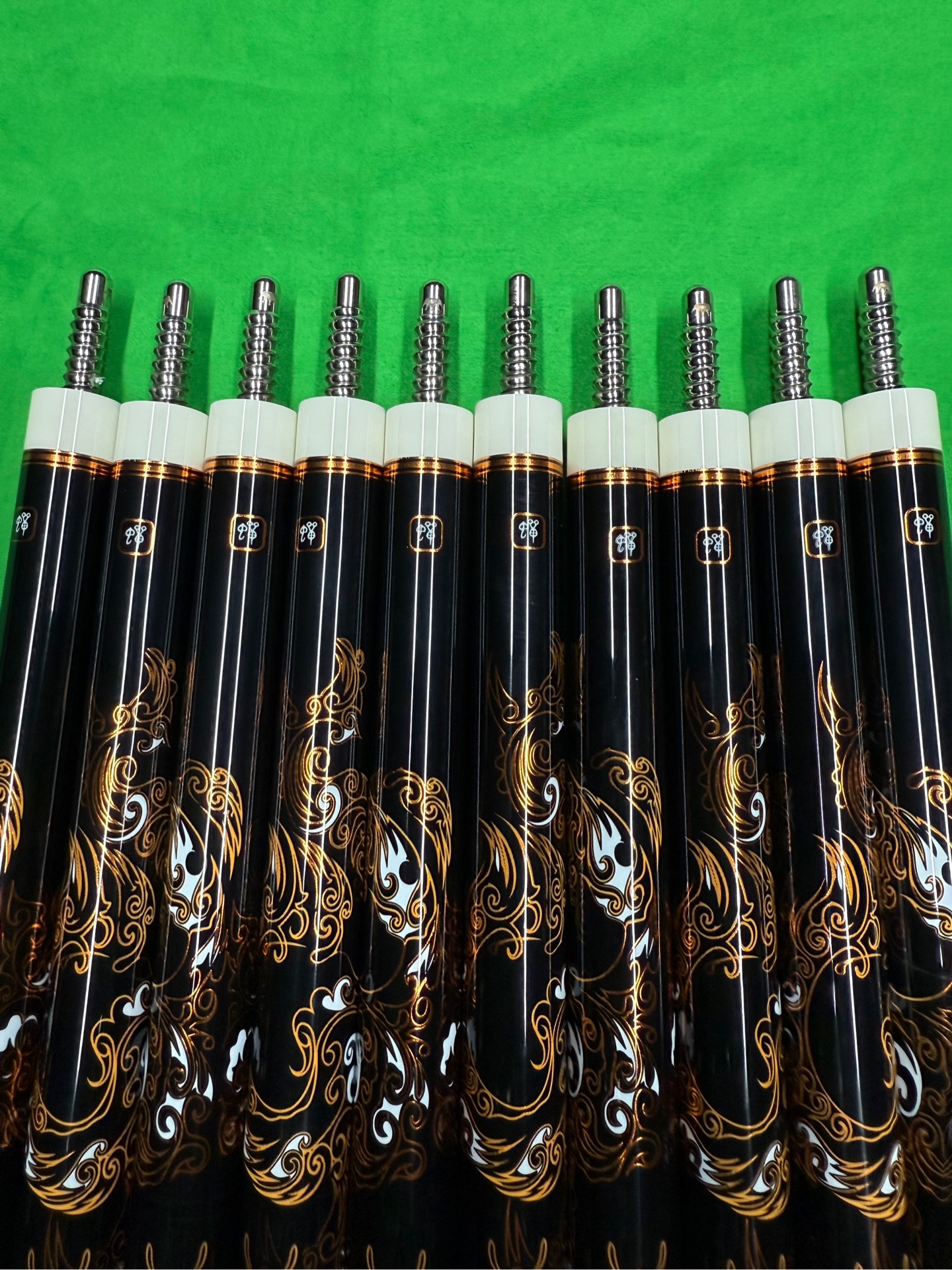 CROWN CUES AZURE DRAGON LIMITID EDITION