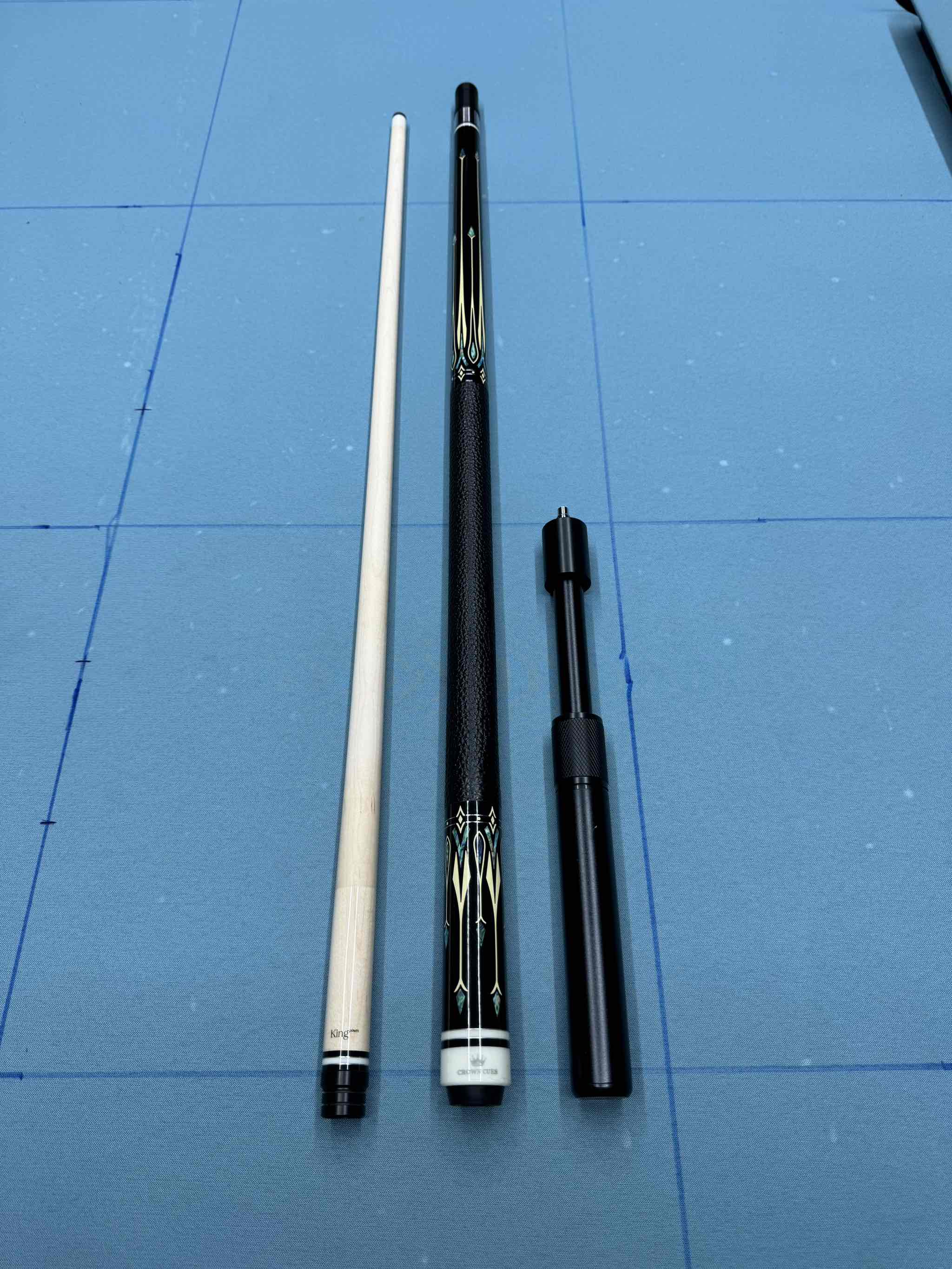 Cơ bida lỗ CROWN CUES TL 03 ( tặng kèm 9 món pk và sách bida cơ bản và sơ cấp ) ( độc quyền tại CÒ BILLIARD )