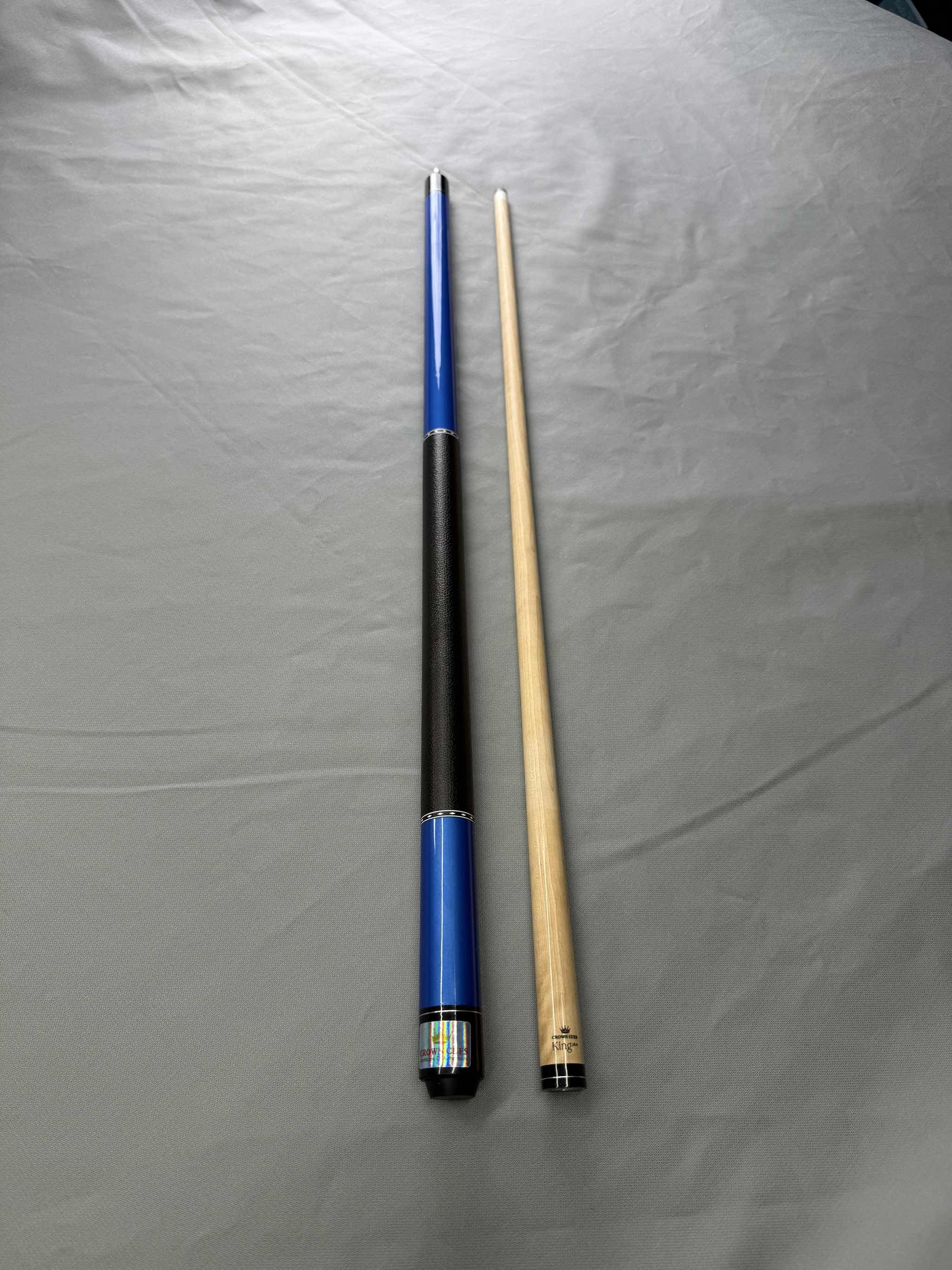 Cơ bida lỗ Crown cues Mộc ( tặng kèm 9 món phụ kiện và sách bida cơ bản ) ( độc quyền tại CÒ BILLIARD )