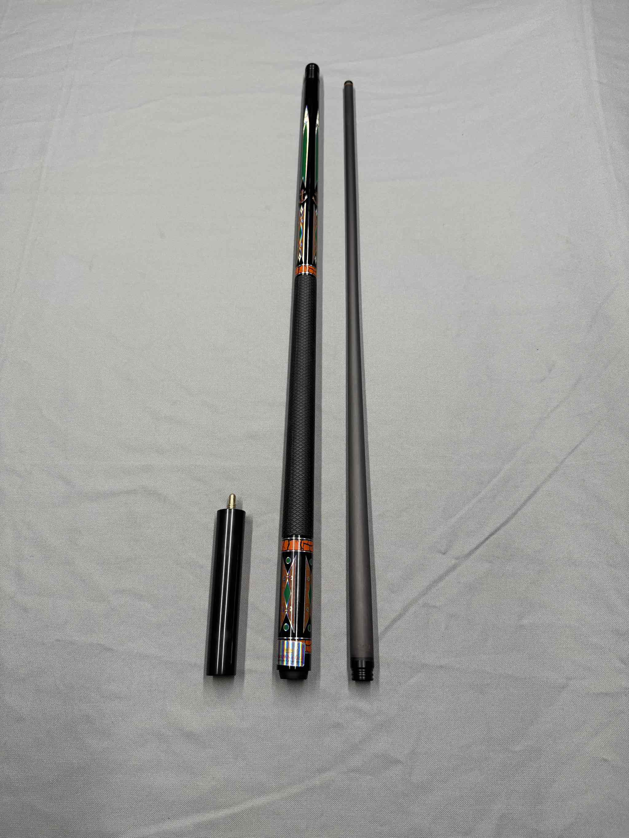 (BEST SELLER) CROWN CUES MAX EIGHT ( max8 )
