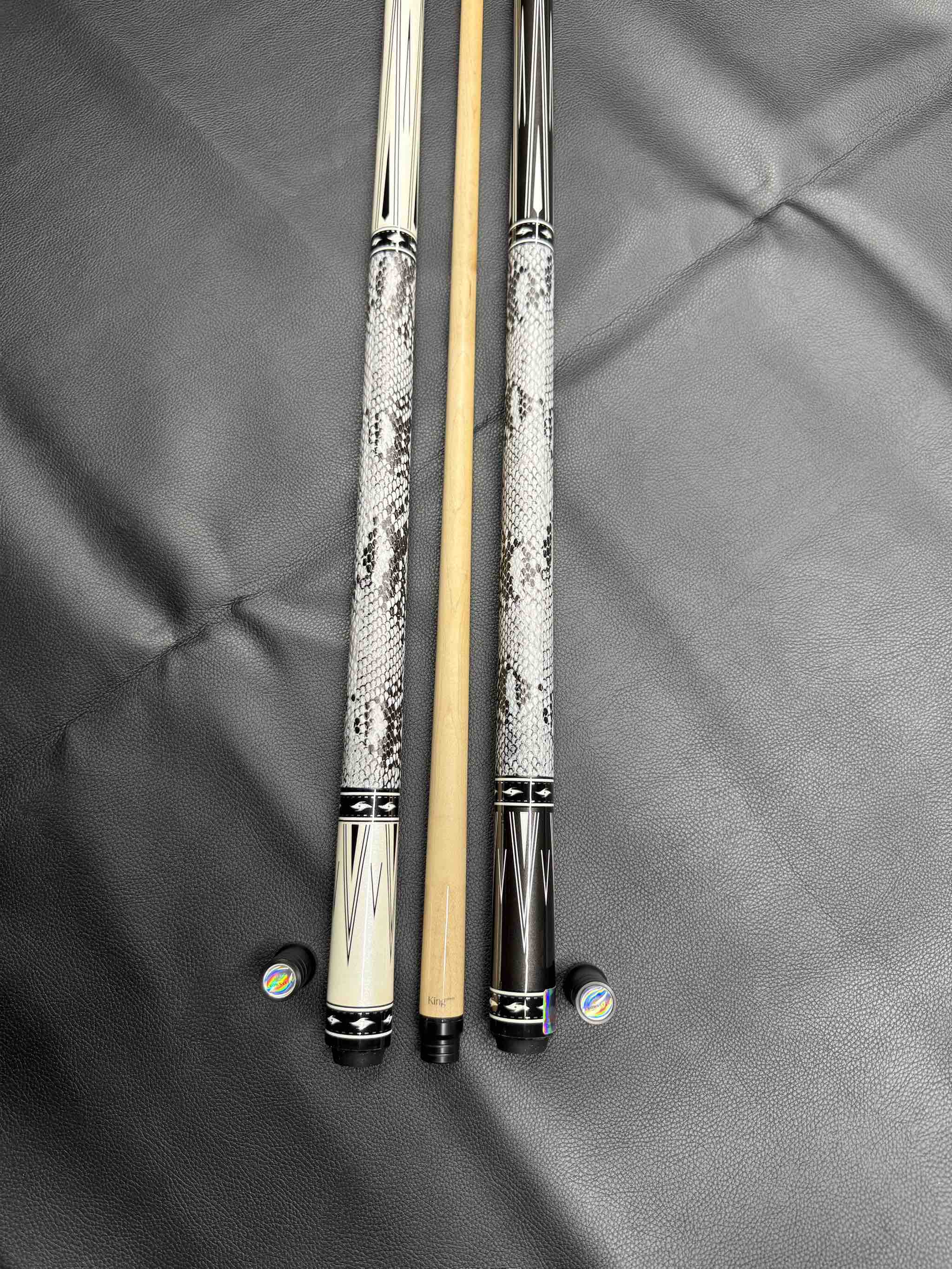 Cơ bida lỗ CROWN CUES QUEEN