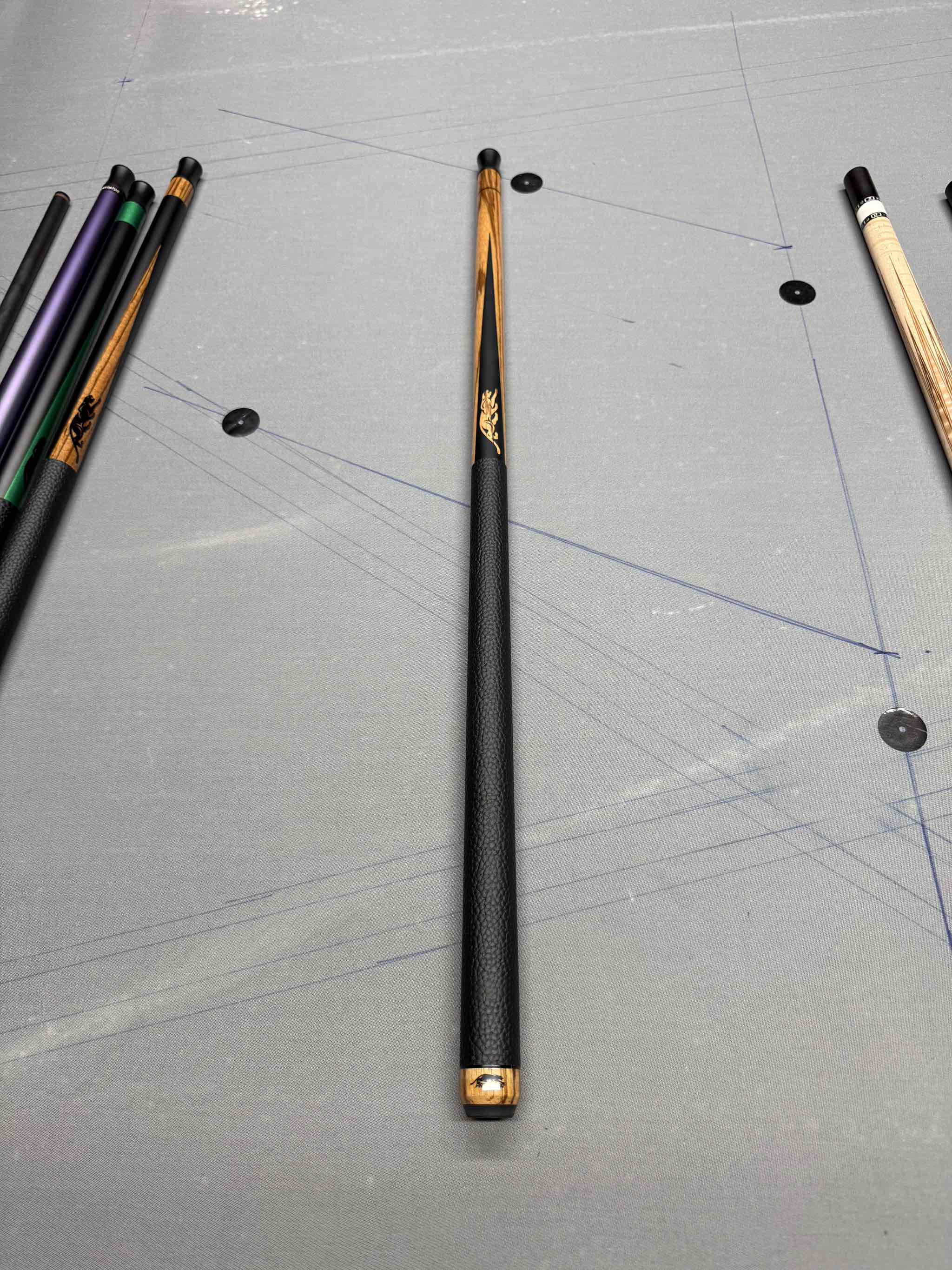 Chuôi lẻ , ngọn lẻ PREDATOR SP2 , P3 Purple , JFLOWERS , Omin CUE LEES