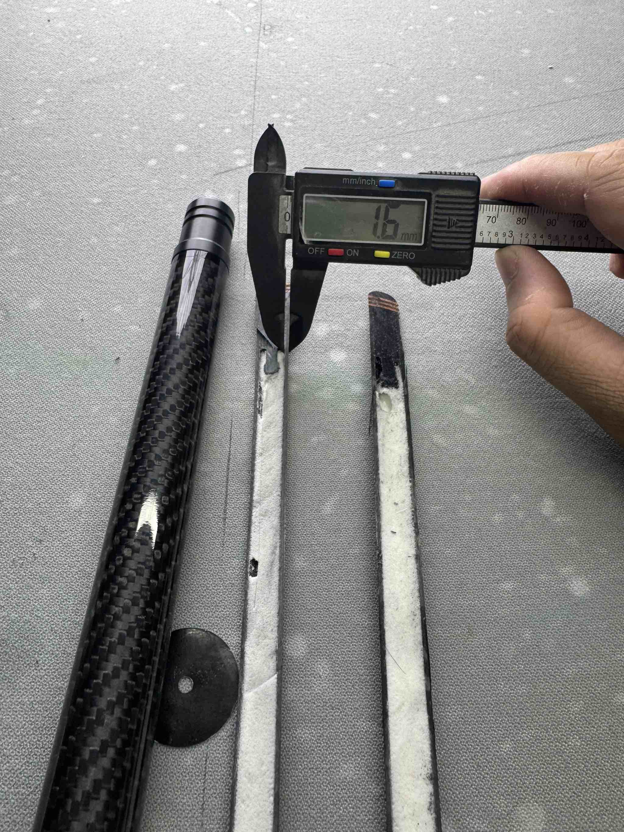 (PHÁ) CROWN CUES MAX EIGHT BK 01