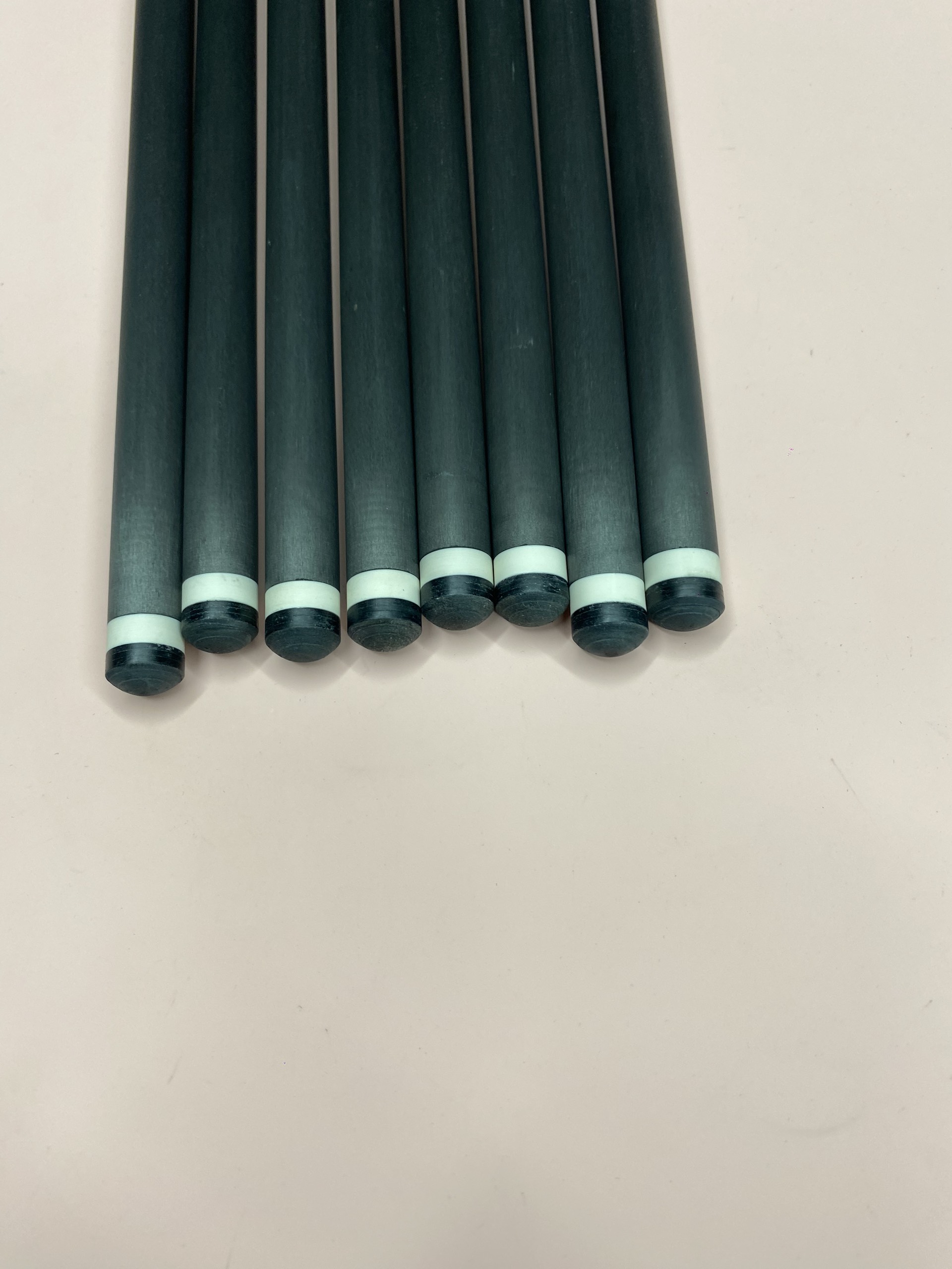 Ngọn carbon crown cues ( vô địch tầm giá ngọn lẻ tầm trung thua mỗi dòng cao cấp ) ( độc quyền tại CÒ BILLIARD )