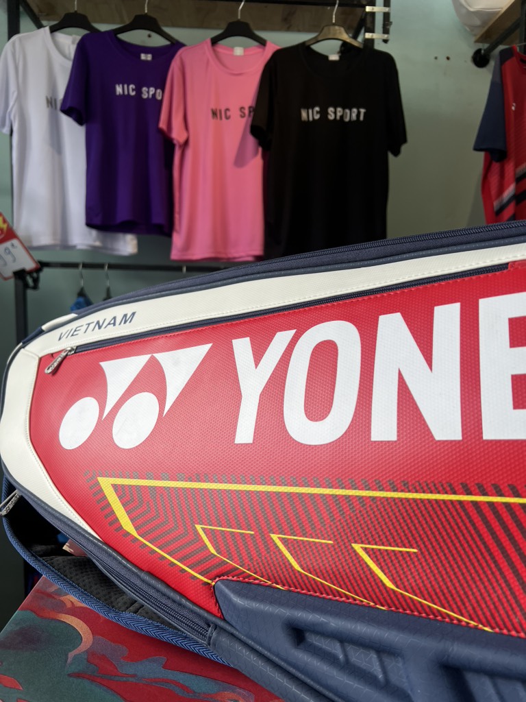 Túi Cầu Lông Yonex BA02326EX Đỏ Trắng - Gia Công