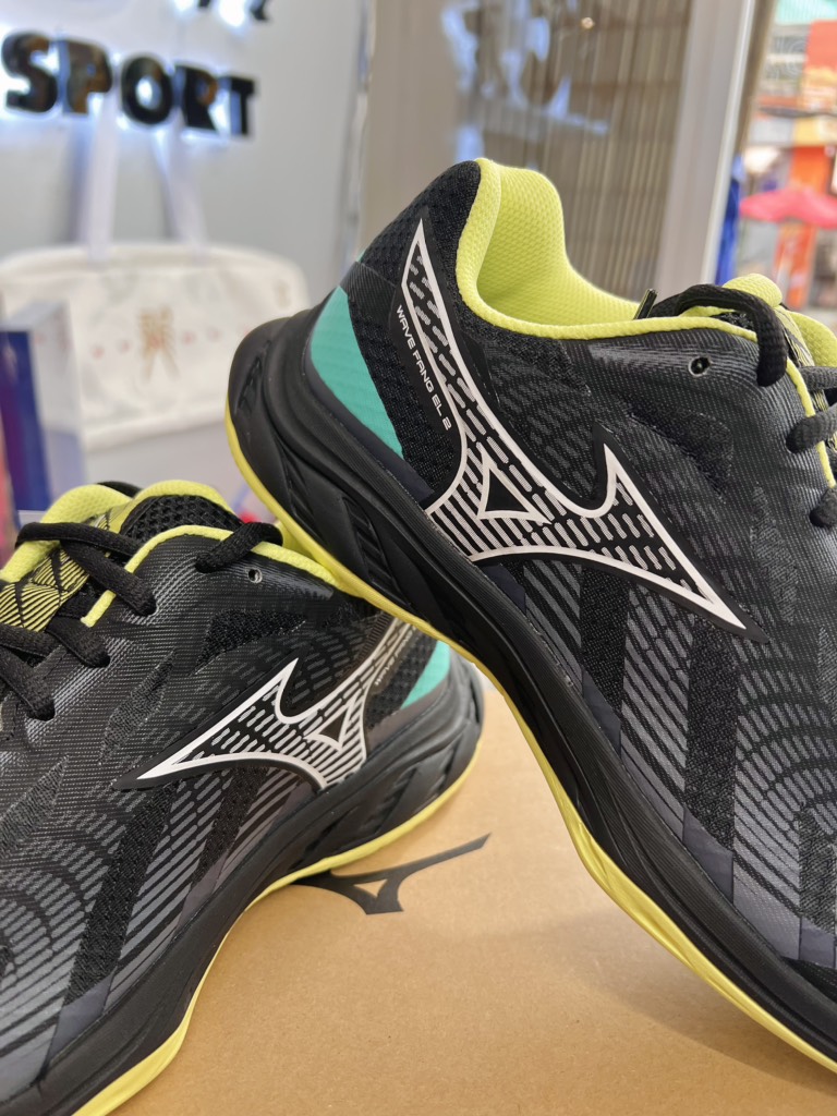 Giày cầu lông Mizuno Wave Fang El 2 - Đen Chuối