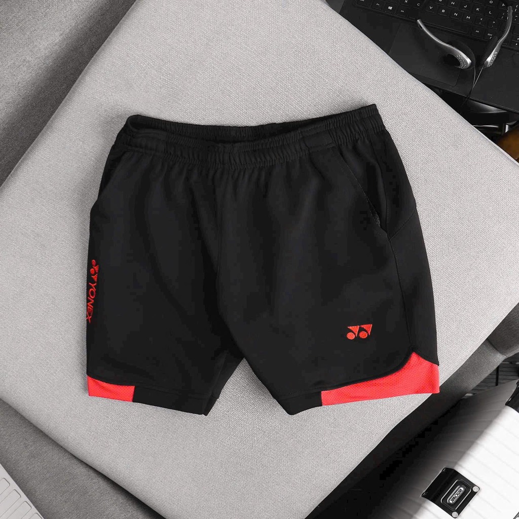 Quần Yonex phối đen đỏ