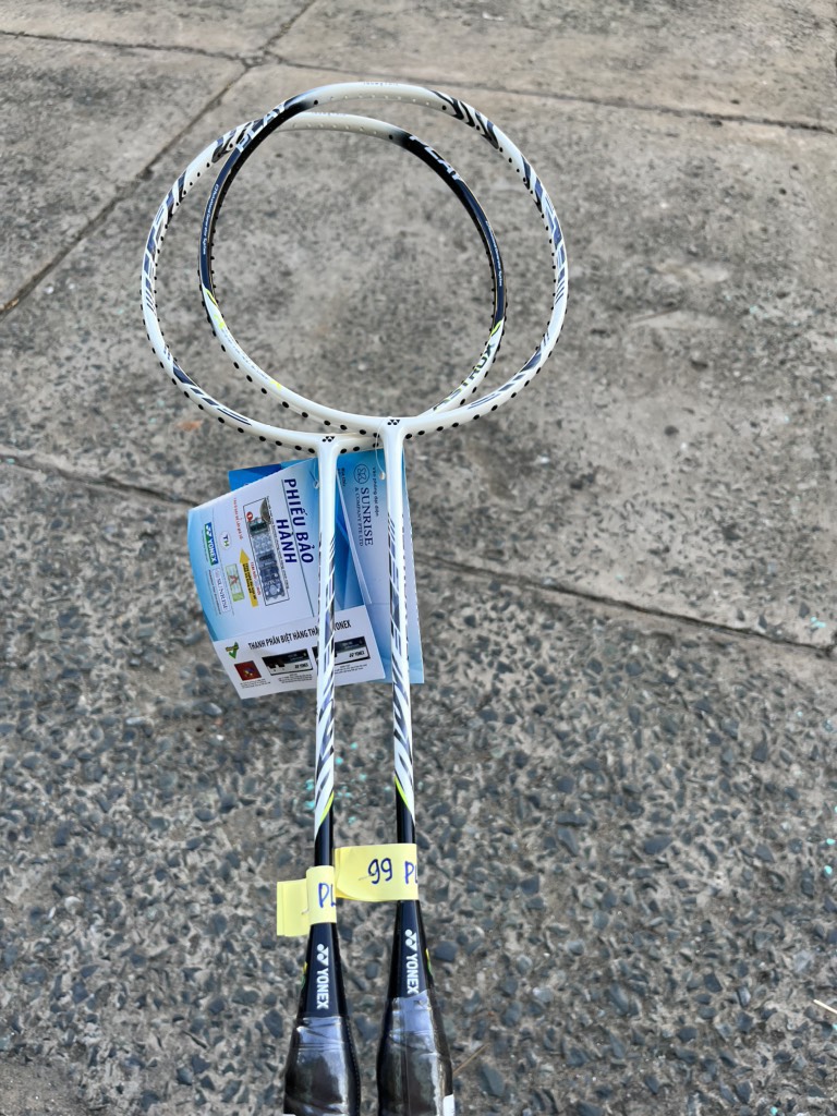Vợt Cầu Lông Yonex Astrox 99 Play Trắng Chính Hãng
