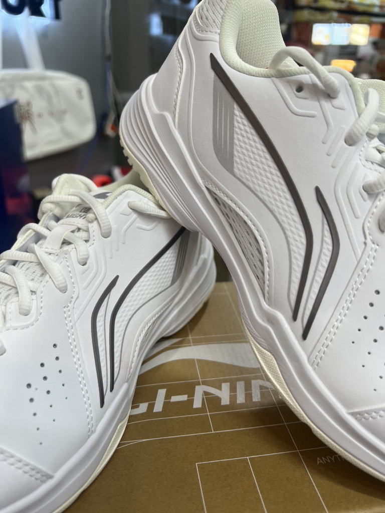 Giày Cầu Lông Lining AYTU001-1 - Trắng