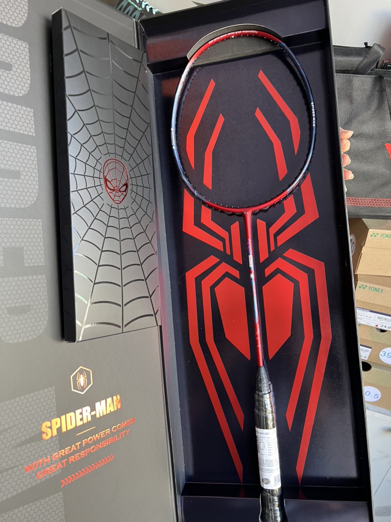 Vợt Cầu Lông Victor Spiderman Limited