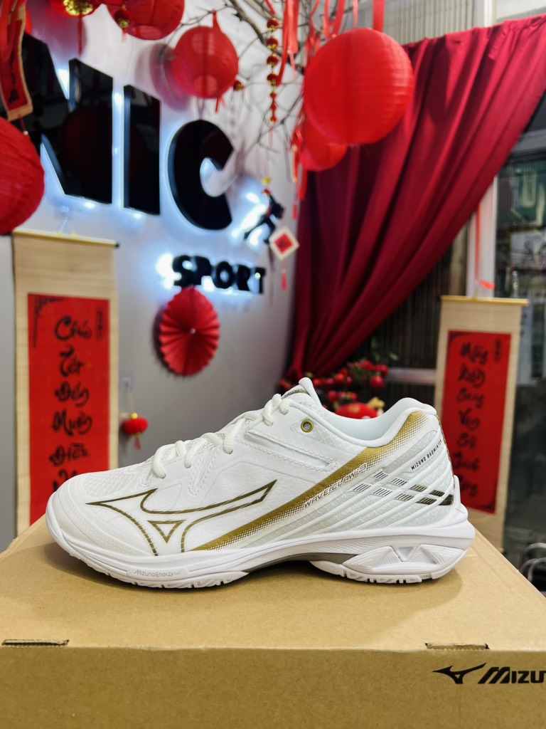 Giày Cầu Lông Mizuno Wave Claw 3- Trắng Vàng Bạc