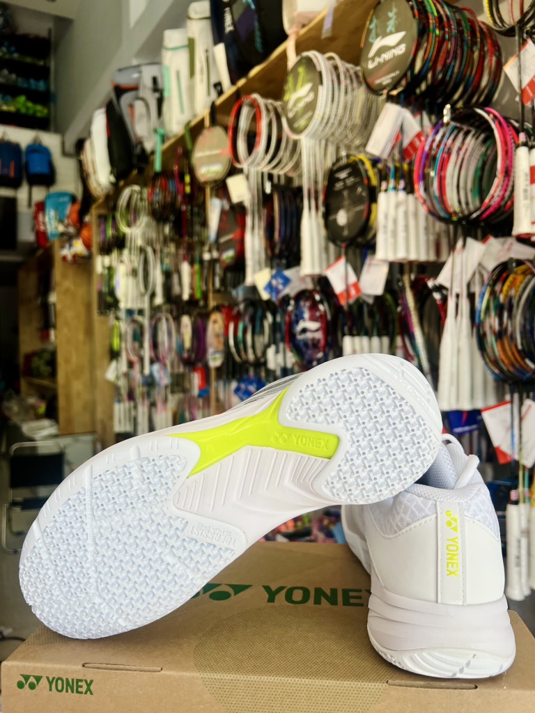 Giày Cầu Lông Yonex Cascade Accel White/Lime
