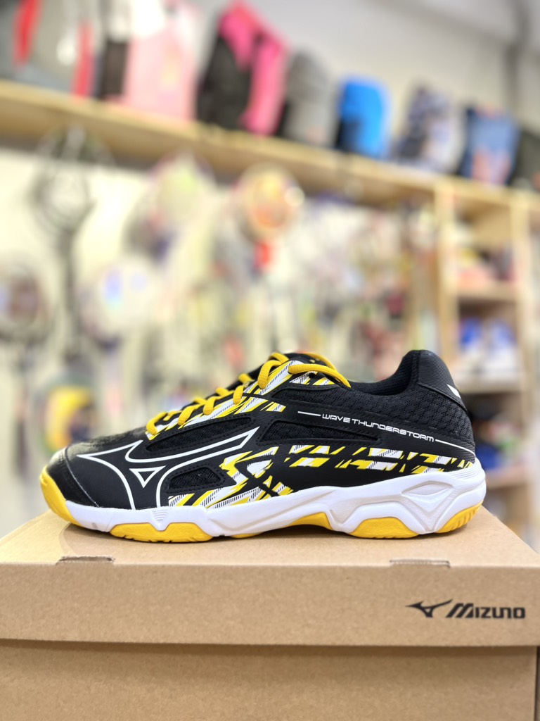 Giày Cầu Lông Mizuno Wave Thunderstorm- Đen Vàng