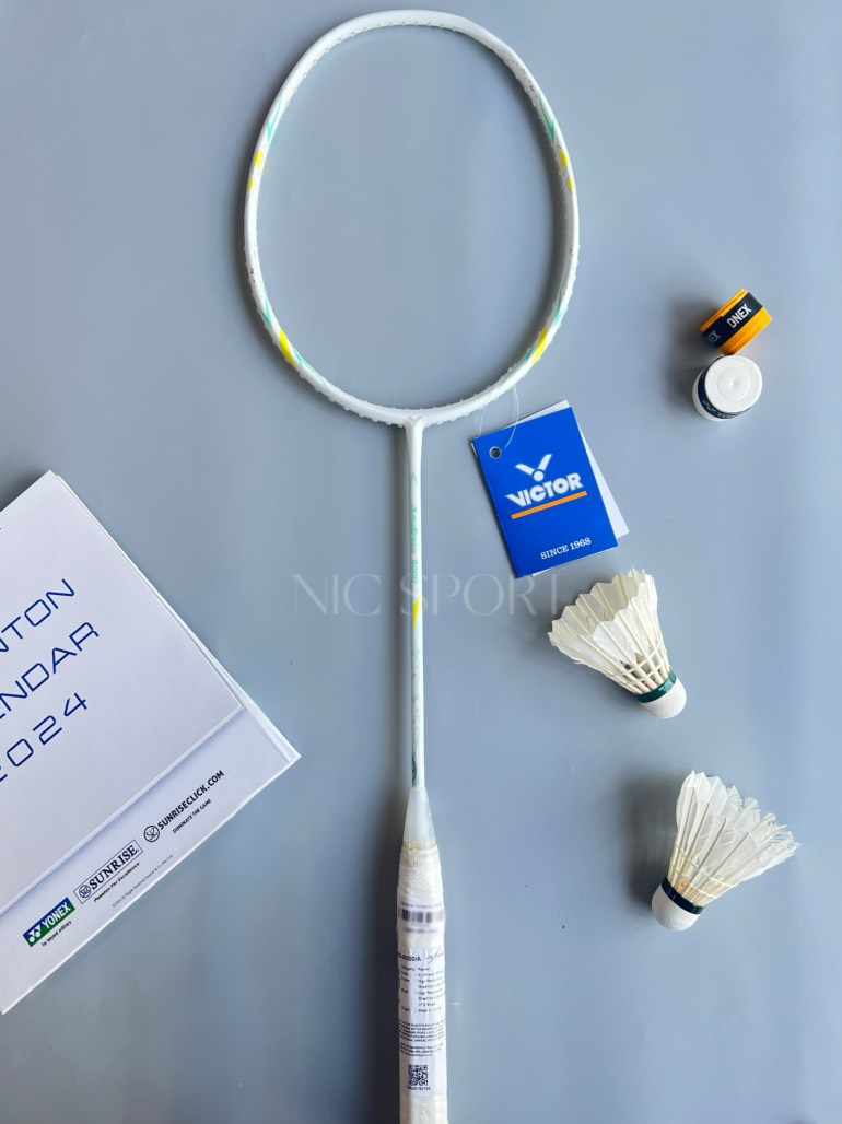Vợt Cầu Lông Victor Auraspeed 8000 Chính Hãng