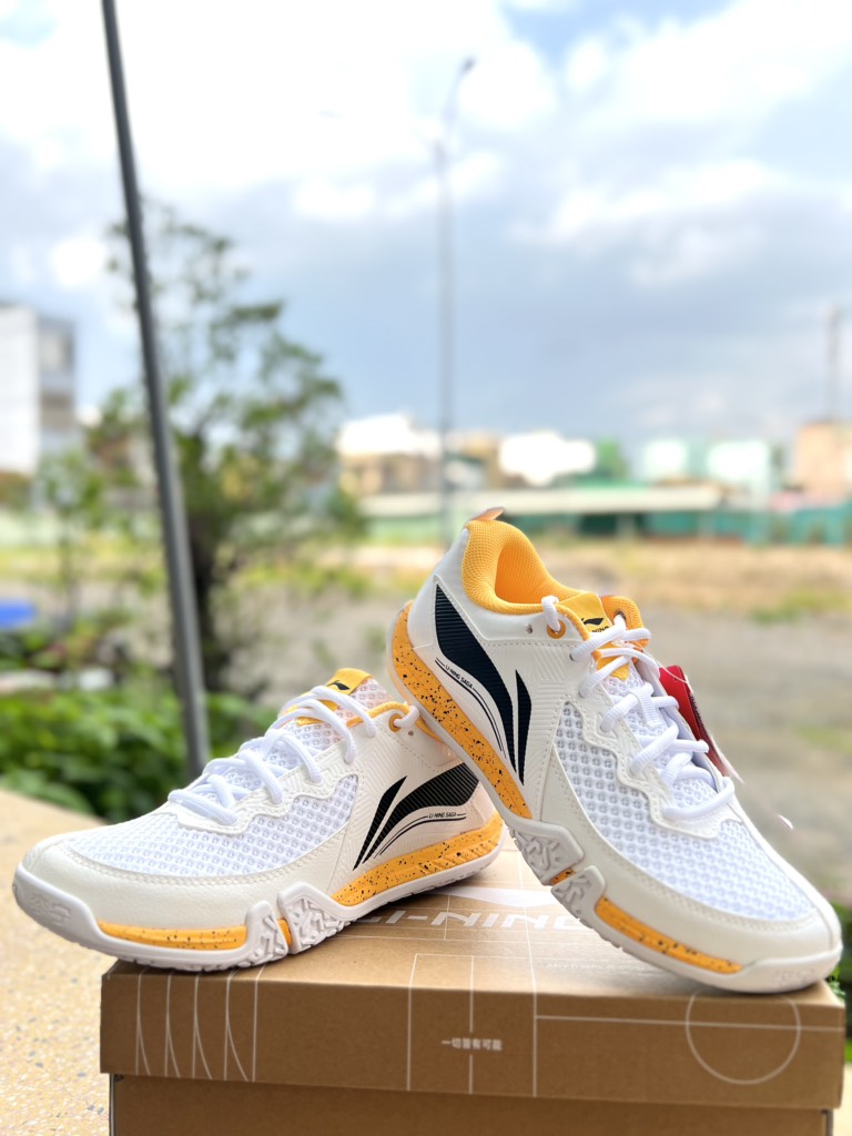 Giày Cầu Lông Lining AYTT003-3V