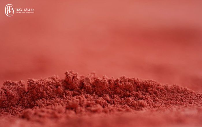 Bột chu sa trừ tà: Công dụng, cách dùng và sự thật cần biết