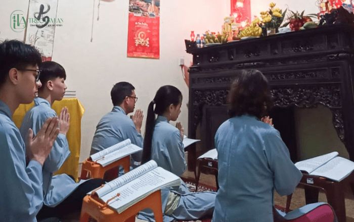 Trì tụng kinh: Cách thực hành và một số điều cần lưu ý