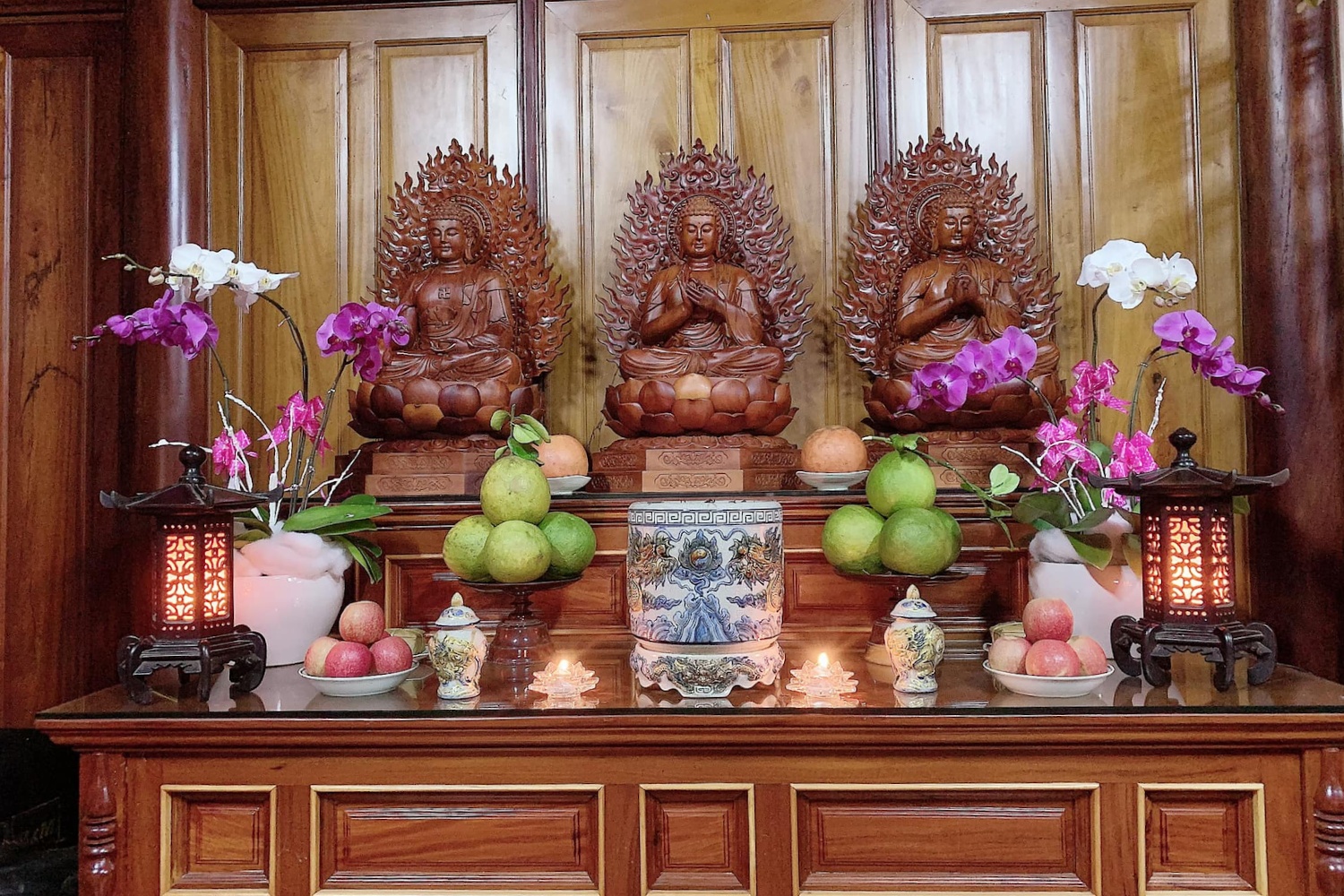 Giải đáp ý nghĩa của việc thỉnh Phật thờ tại gia