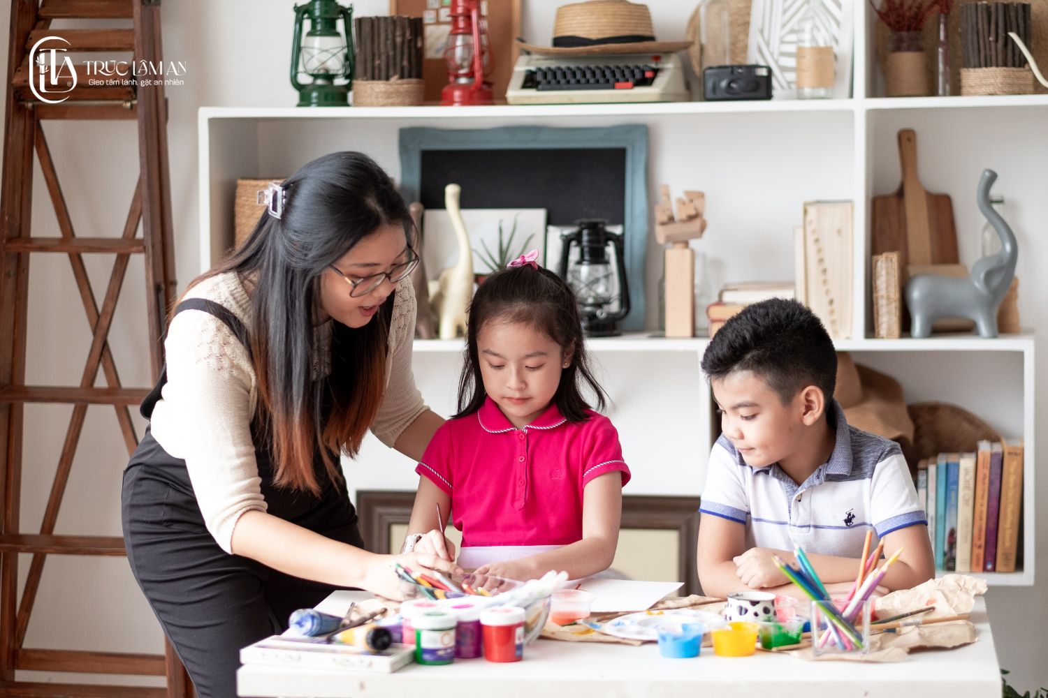 Ứng dụng lời Phật dạy vào nuôi dạy con cái như thế nào?