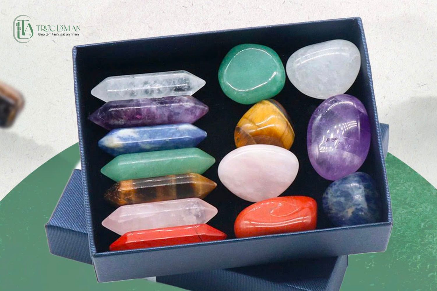 Đá Thạch Anh Tím