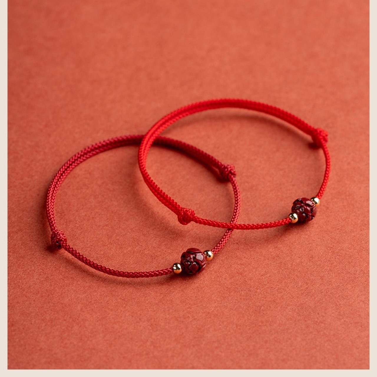 Dây Chỉ Đỏ Mix Charm Chu Sa Hoa Sen