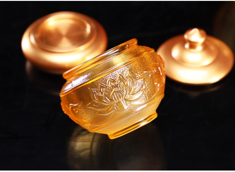 CHÉN NƯỚC THỜ