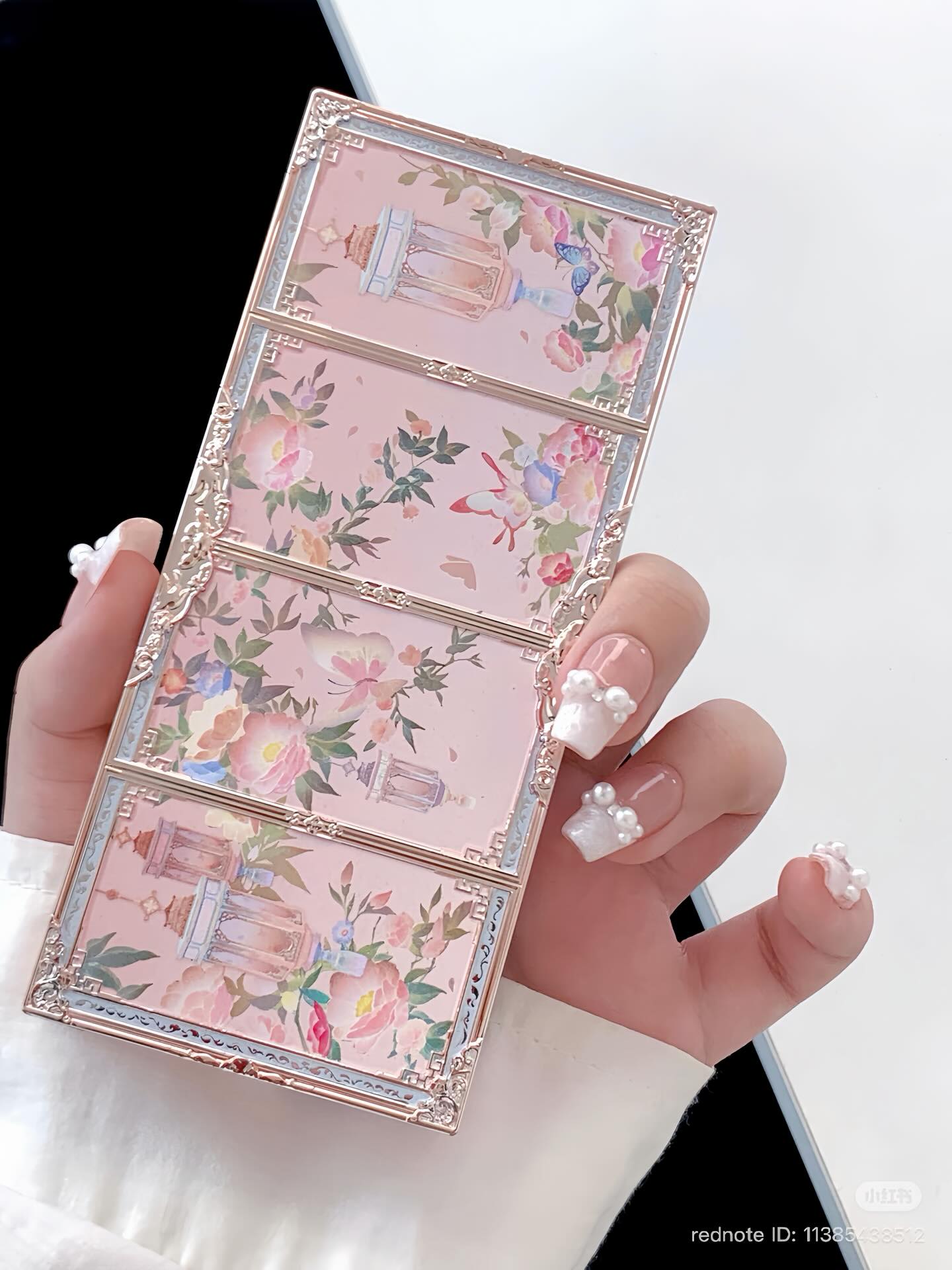 Bảng tạo khối & highlight flower knows butterfly cloud collar 4 ô 16g  Bảng - MÀU 02