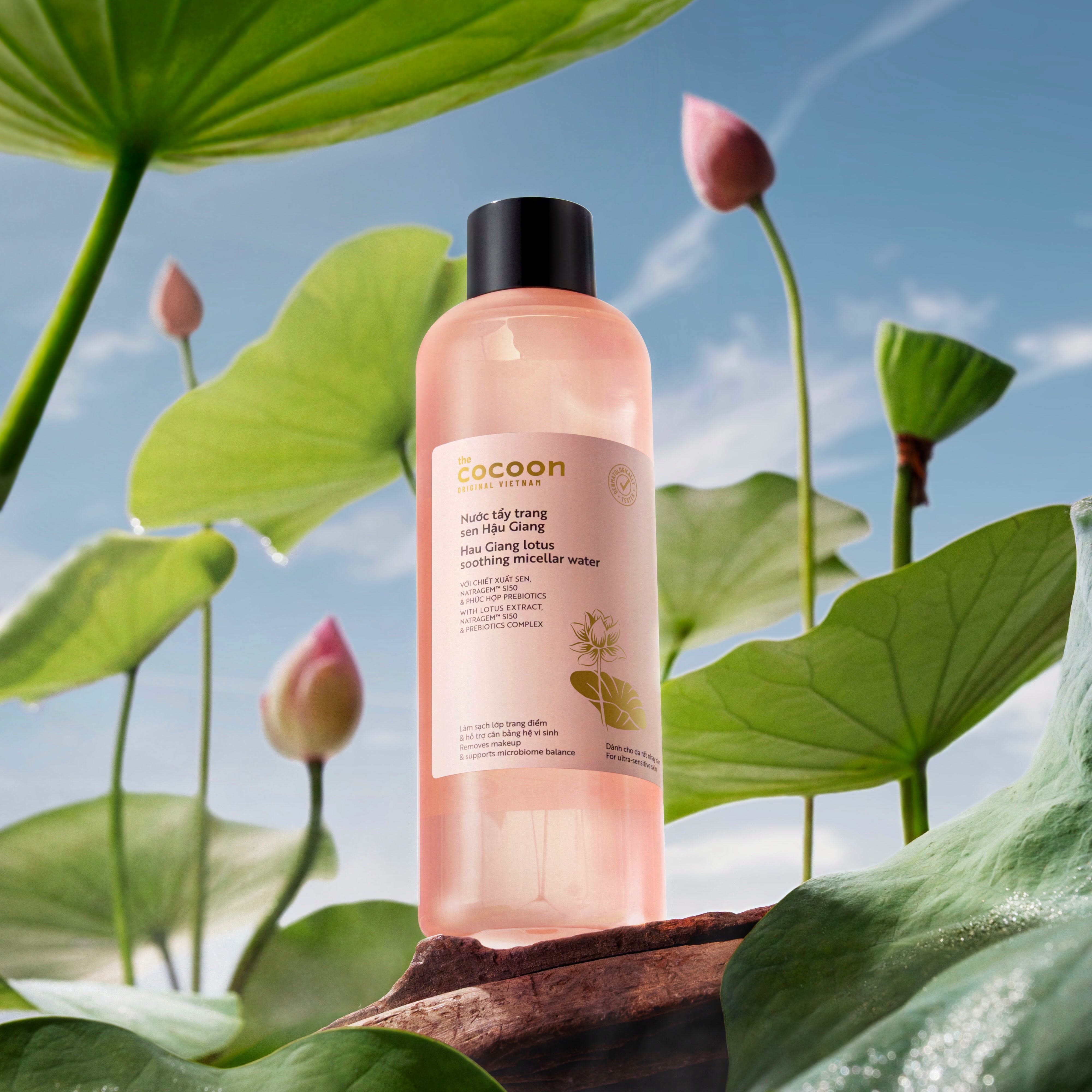 Nước Tẩy Trang Sen Hậu Giang Cocoon Hau Giang Lotucs Soothing Micellar Water 500ml