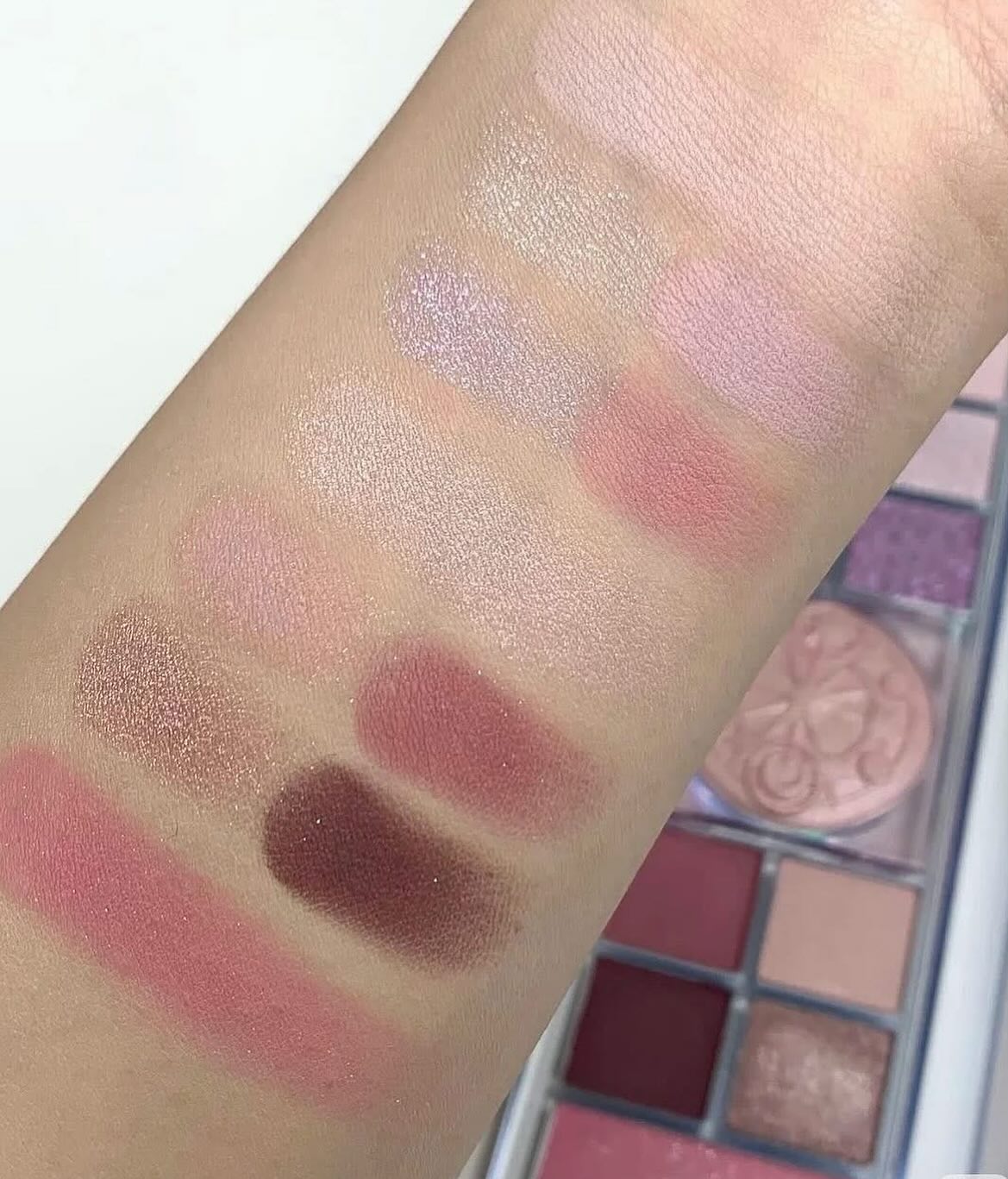 Phấn Mắt Peripera All Take Mood Like Palette 05 Clear Winter