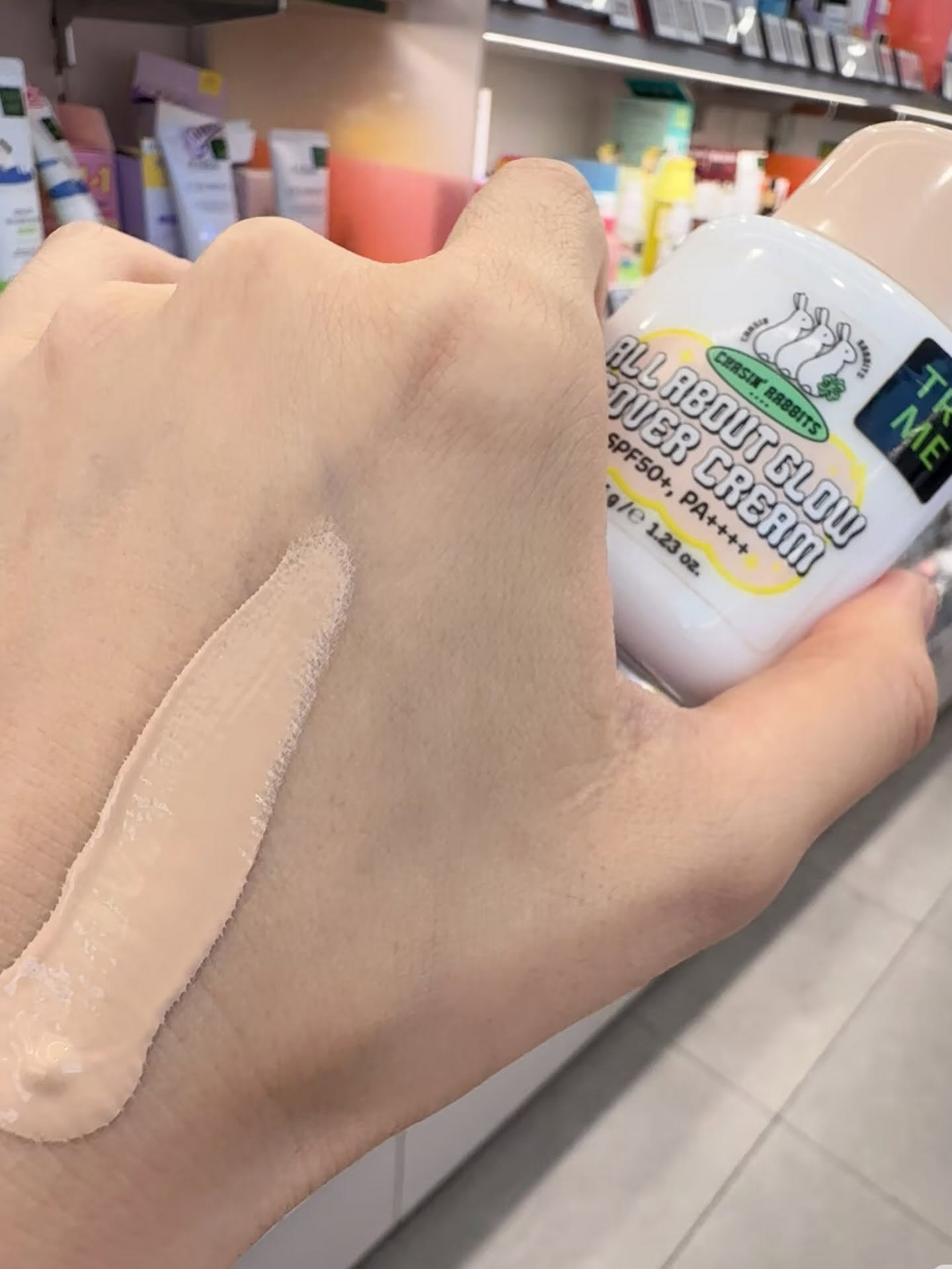 CHASIN’ RABBITS ALL ABOUT GLOW COVER CREAM SPF50+ PA++++