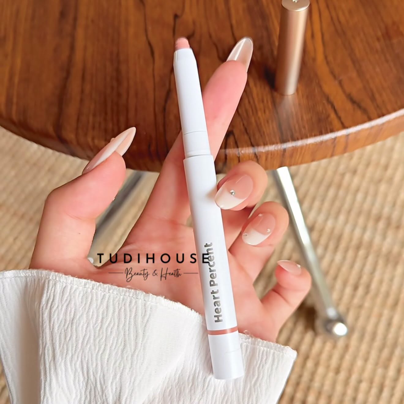 Kẻ viền môi Heart Percent Dote On Mood Lip Pencil - MÀU 20 Salmon Beige