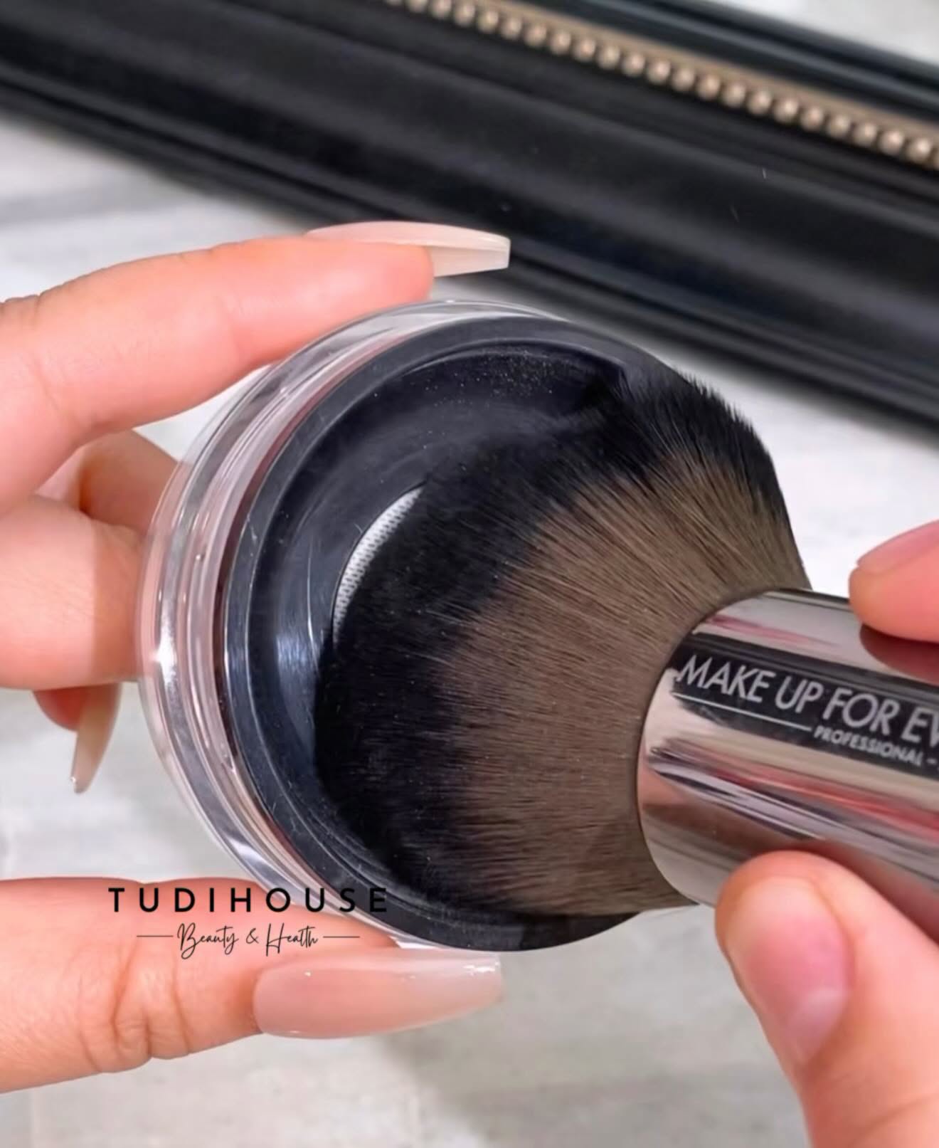 Phấn Phủ Bột Make Up For Ever HD Skin Perfecting Loose Powder 8.5g