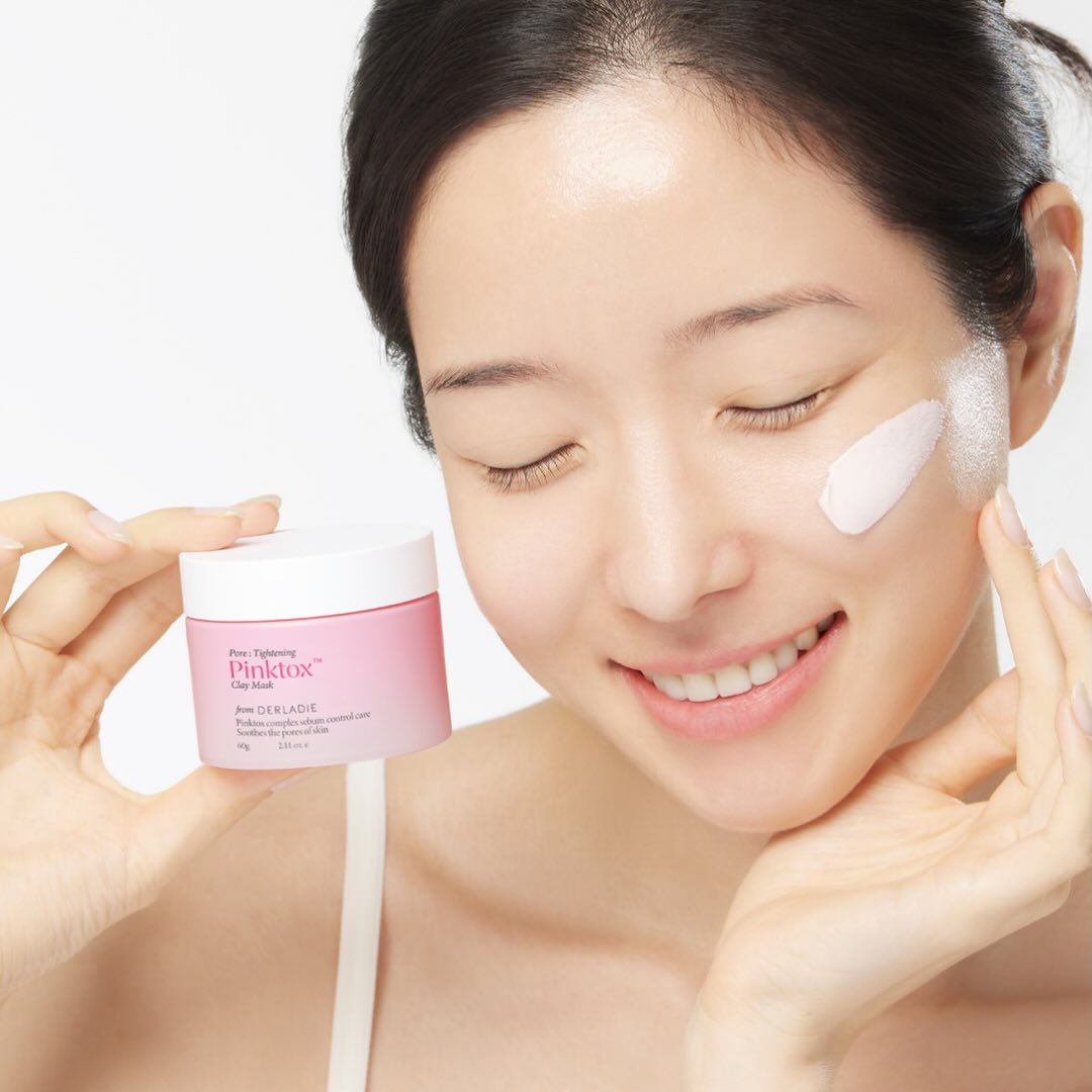 Mặt Nạ Đất Sét Derladie Hút Dầu Kiểm Soát Nhờn 60g