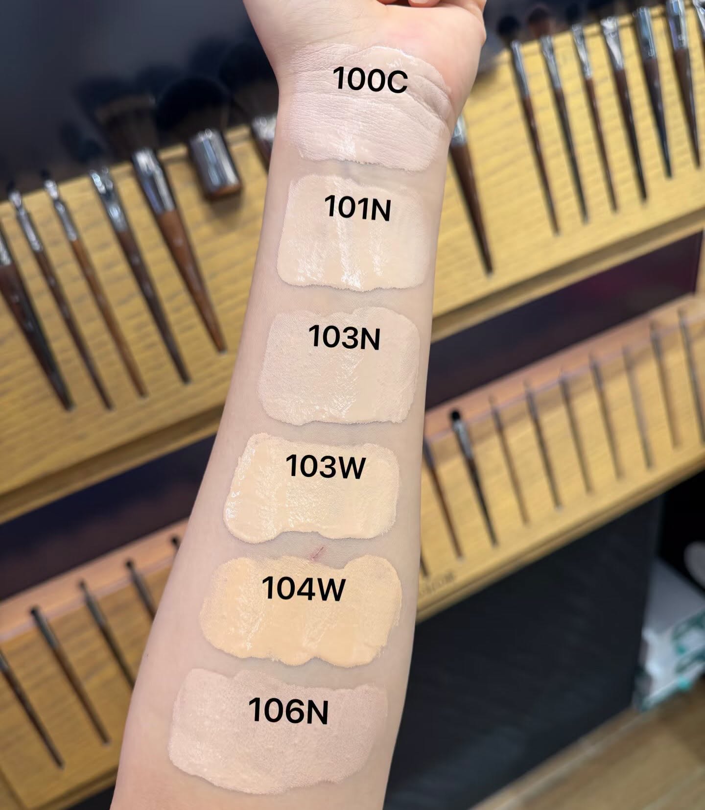 [ MÀU 100C]  Kem nền Make Up For Ever HD Skin Balancing Perfefting Foundation 30ml - MẪU MỚI