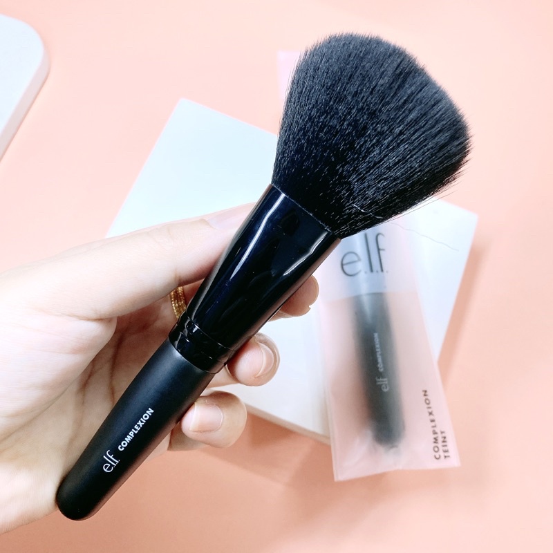 cọ đa năng E.L.F Complexion Brush