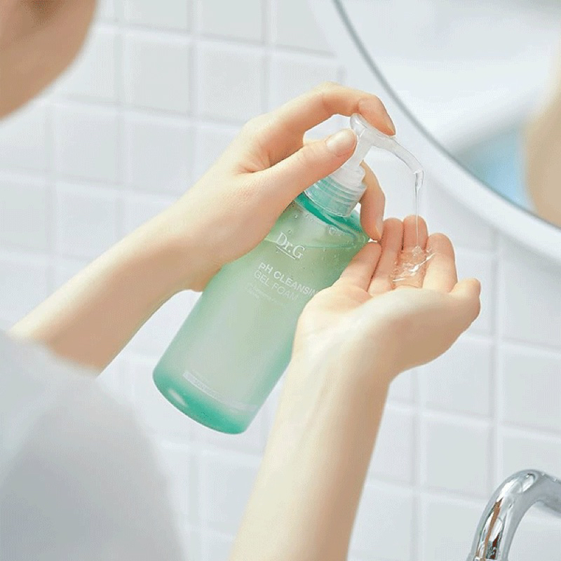 Sữa Rửa Mặt Ph Cleansing Gel Foam Dr.G 200ML
