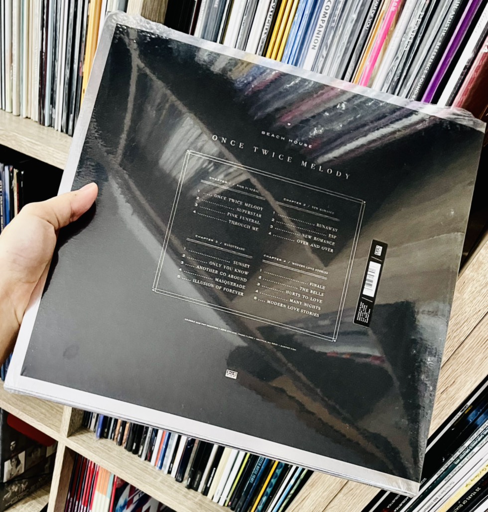 vinyl BEACH HOUSE - ONCE TWICE MELODY (2LP, SILVER EDITION)