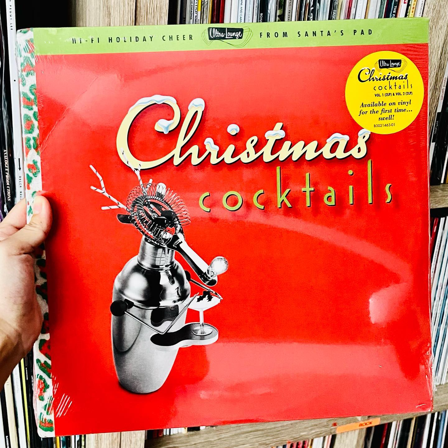 vinyl 𝐔𝐥𝐭𝐫𝐚 𝐋𝐨𝐮𝐧𝐠𝐞: 𝐂𝐡𝐫𝐢𝐬𝐭𝐦𝐚𝐬 𝐂𝐨𝐜𝐤𝐭𝐚𝐢𝐥𝐬 𝐕𝐨𝐥. 𝟏 - 𝐕𝐚𝐫𝐢𝐨𝐮𝐬 𝐀𝐫𝐭𝐢𝐬𝐭𝐬 (𝟐𝐋𝐏)