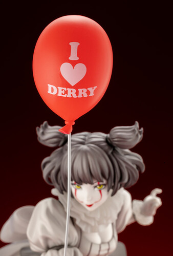Kotobukiya - It (2017) - Pennywise Bishoujo Statue (Monochrome Version)